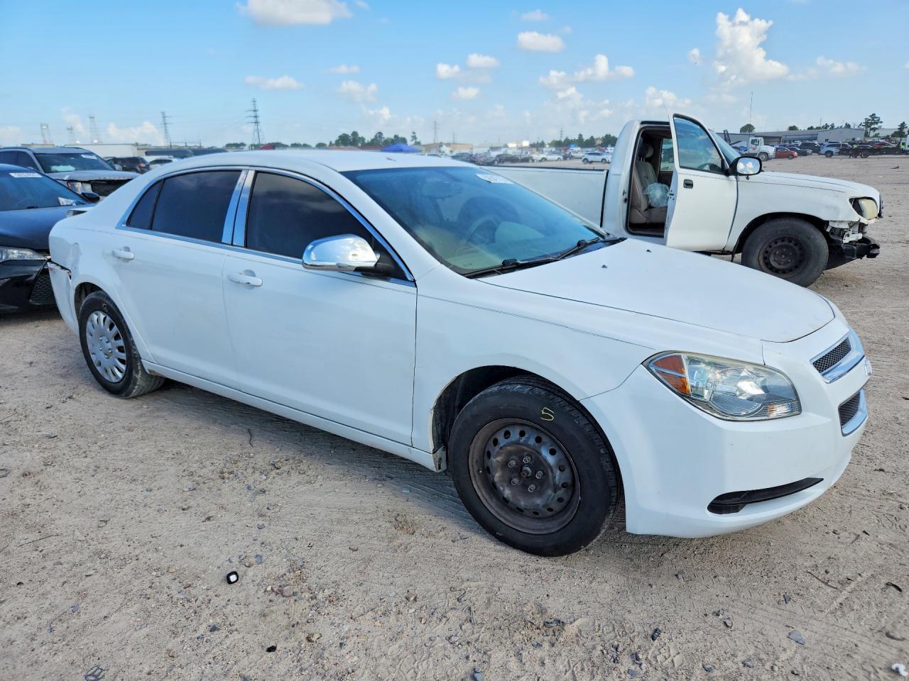 2012 Chevrolet Malibu Ls White vin: 1G1ZA5EU9CF358611
