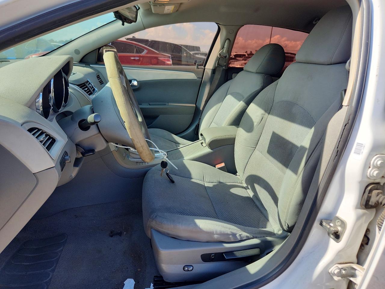 2012 Chevrolet Malibu Ls White vin: 1G1ZA5EU9CF358611