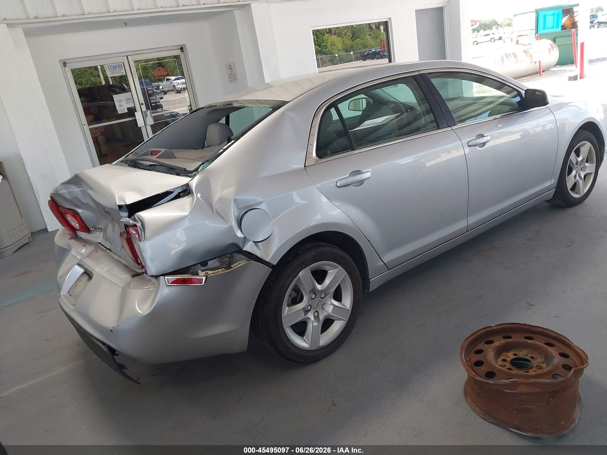 2011 Chevrolet Malibu Ls Silver vin: 1G1ZA5EUXBF199595