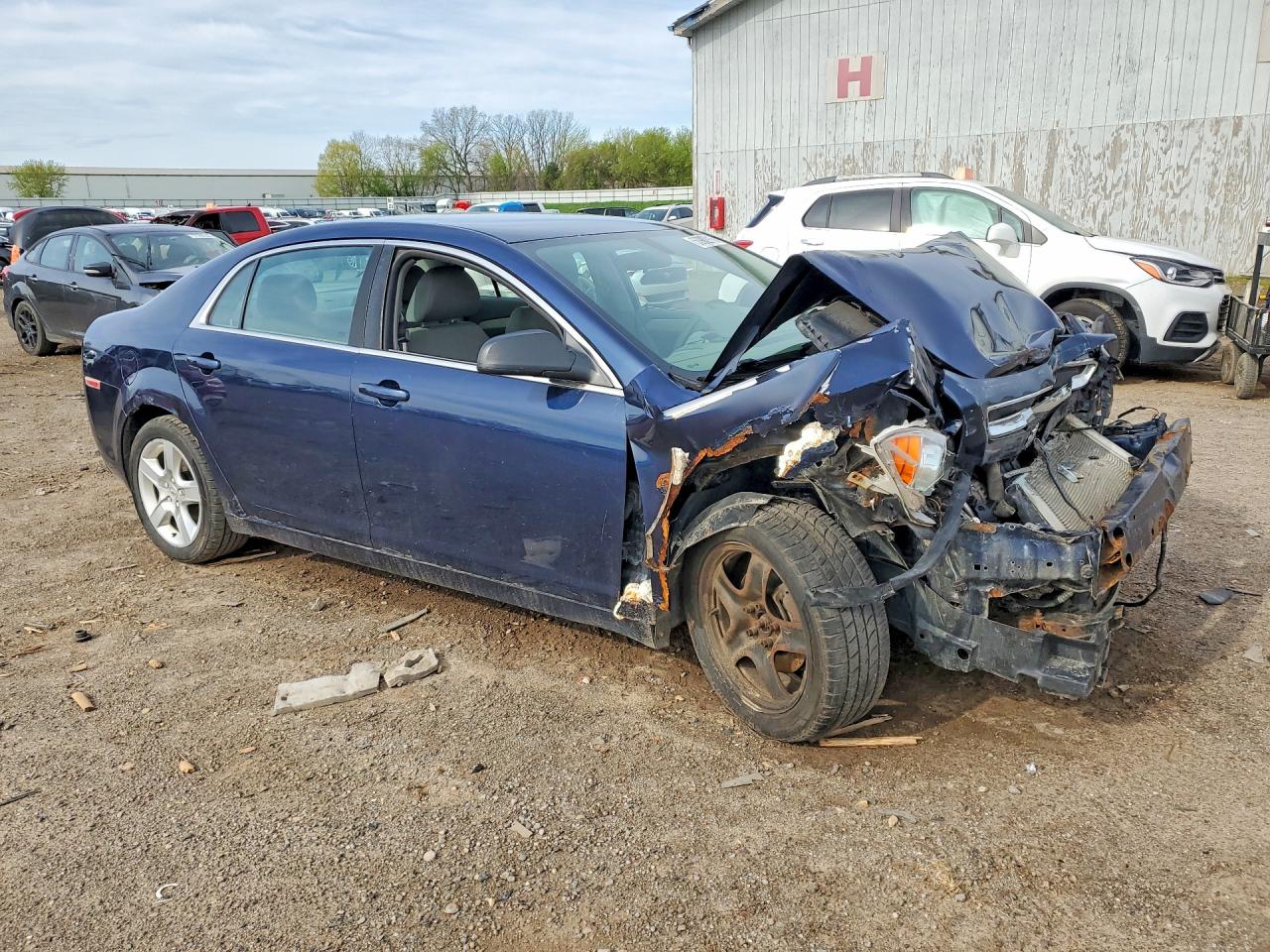 2011 Chevrolet Malibu Ls Blue vin: 1G1ZA5EUXBF354565