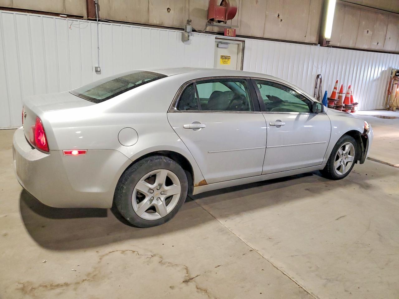 2012 Chevrolet Malibu Ls Серебряный vin: 1G1ZA5EUXCF391245