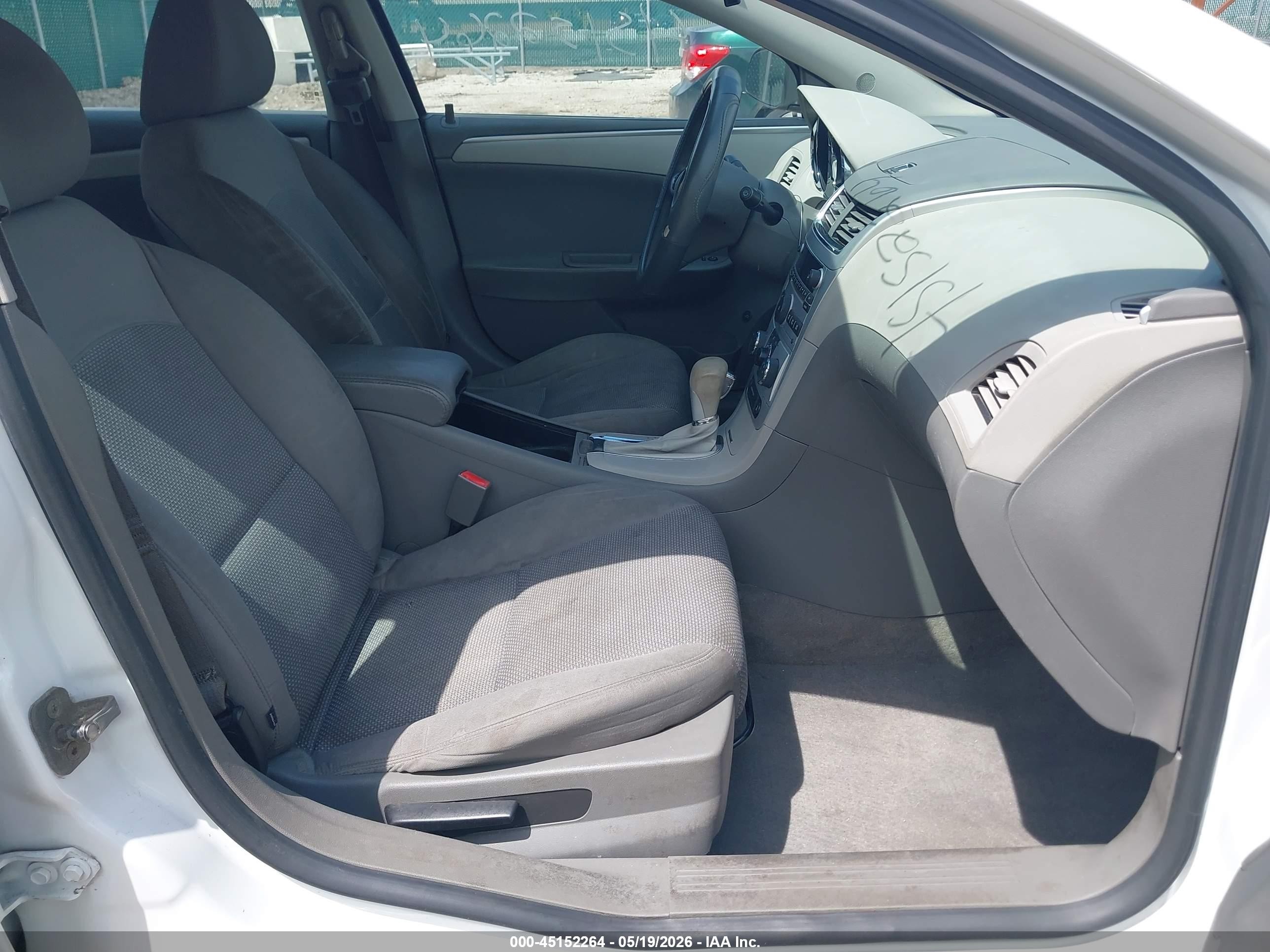 2012 Chevrolet Malibu Ls White vin: 1G1ZB5E00CF187516