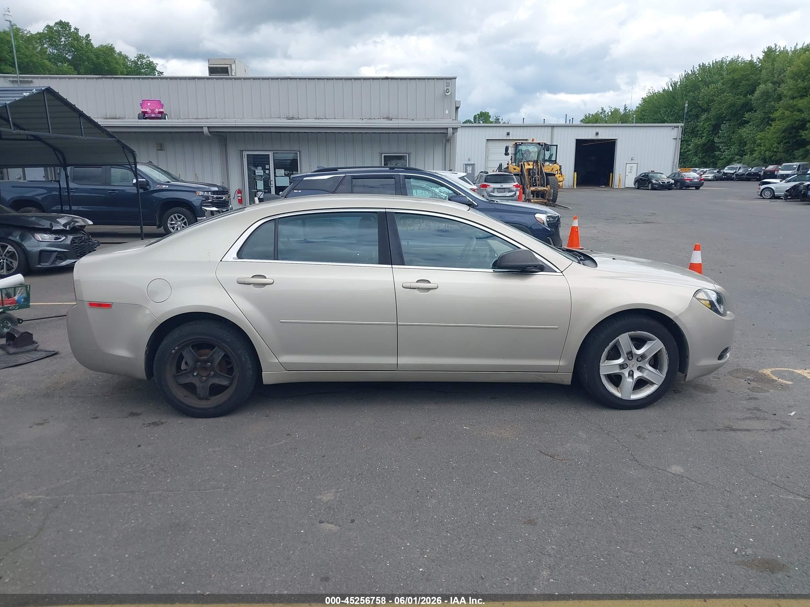 2012 Chevrolet Malibu Ls Beige vin: 1G1ZB5E01CF232219