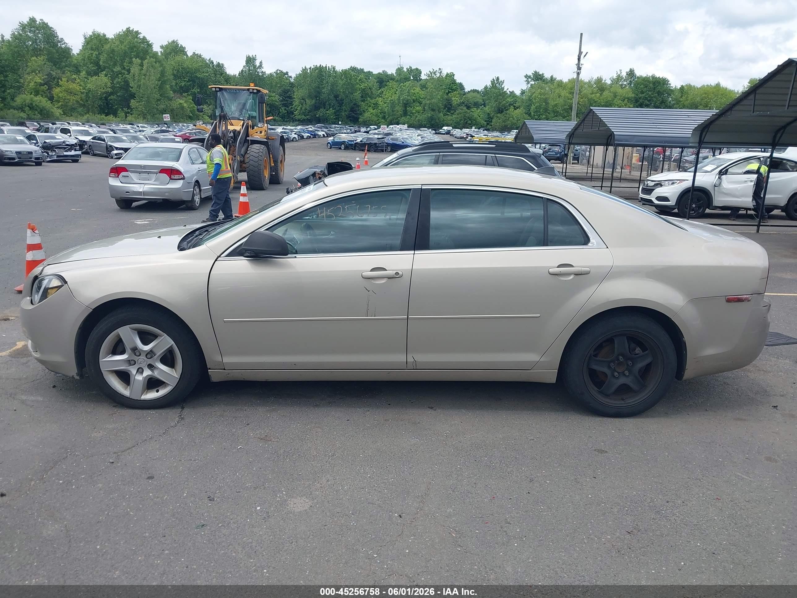 2012 Chevrolet Malibu Ls Beige vin: 1G1ZB5E01CF232219