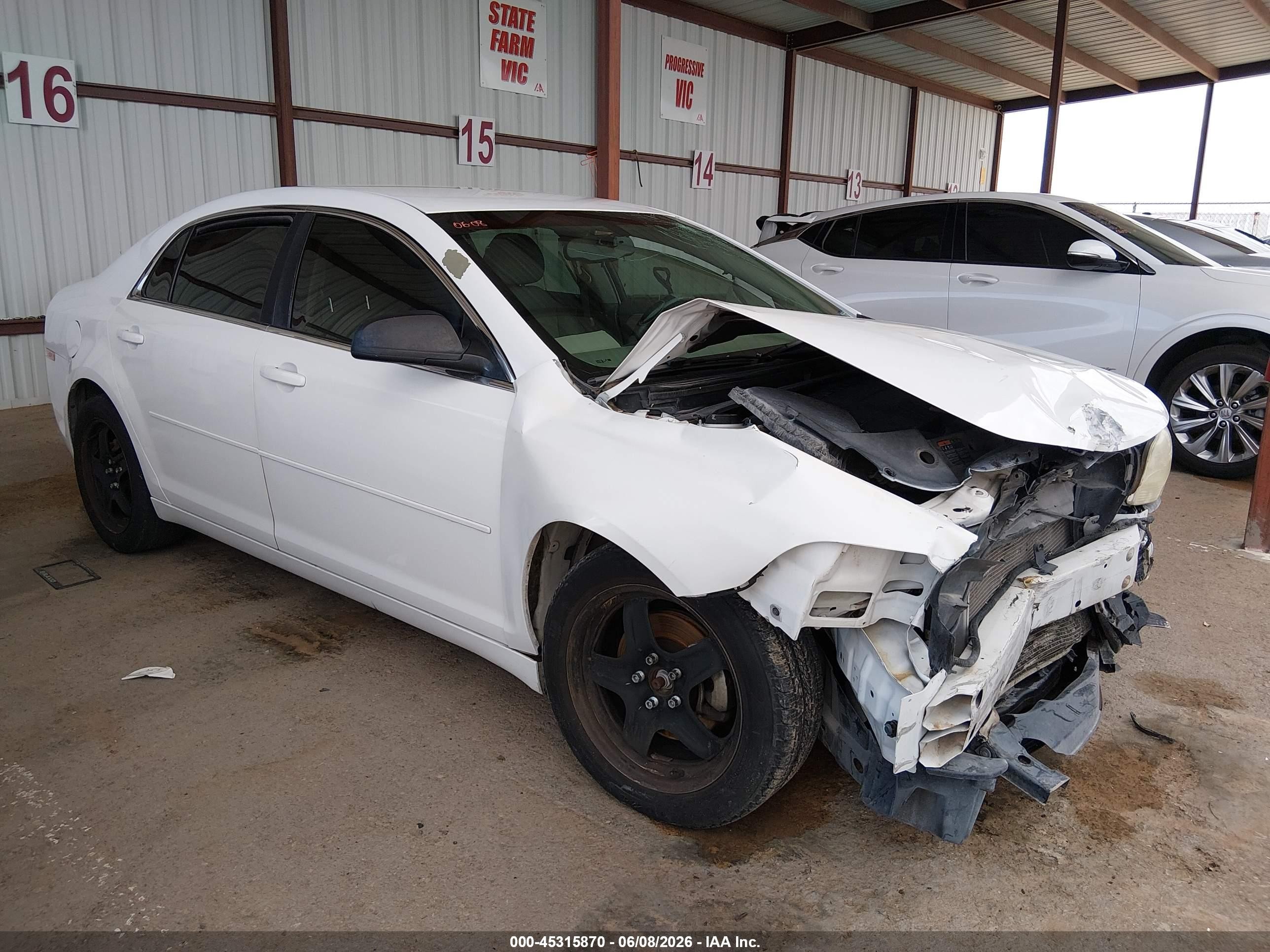 2012 Chevrolet Malibu Ls White vin: 1G1ZB5E01CF235881