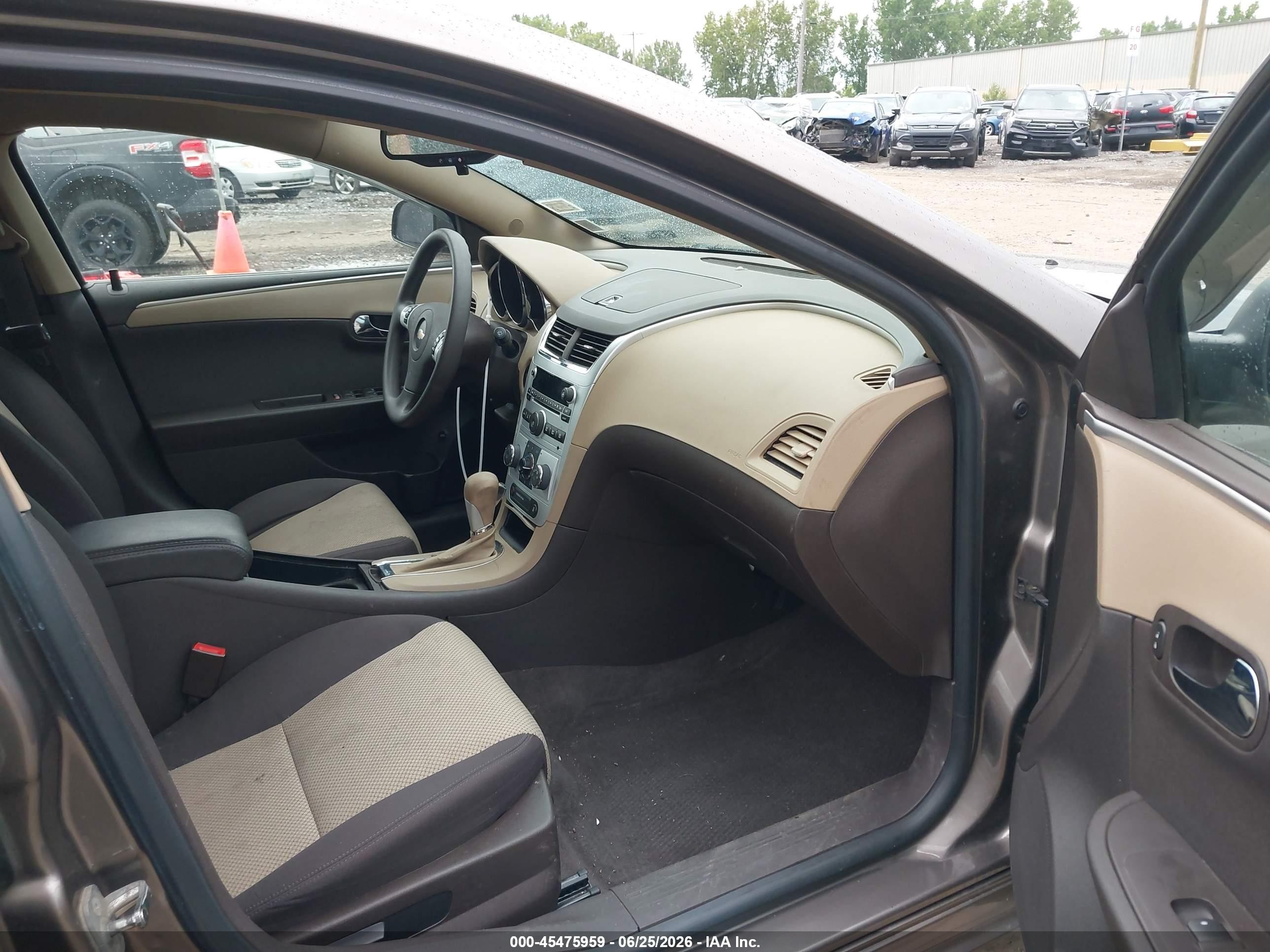 2012 Chevrolet Malibu Ls Tan vin: 1G1ZB5E01CF263003