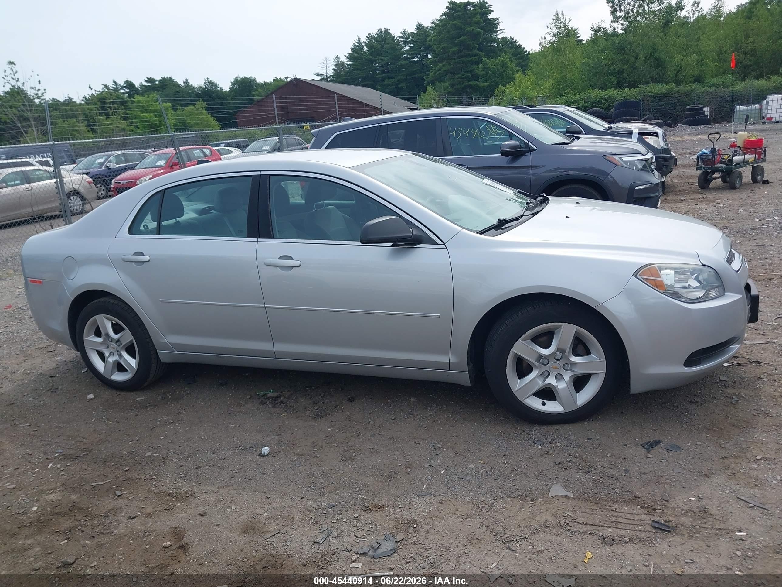 2012 Chevrolet Malibu Ls Silver vin: 1G1ZB5E02CF231127