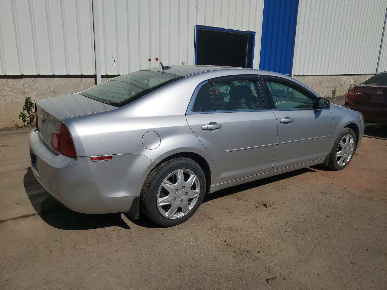 2010 Chevrolet Malibu Ls Silver vin: 1G1ZB5E04AF213760