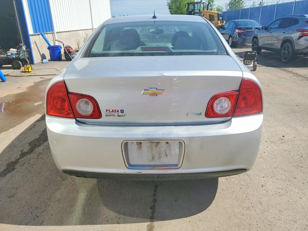 2010 Chevrolet Malibu Ls Silver vin: 1G1ZB5E04AF213760