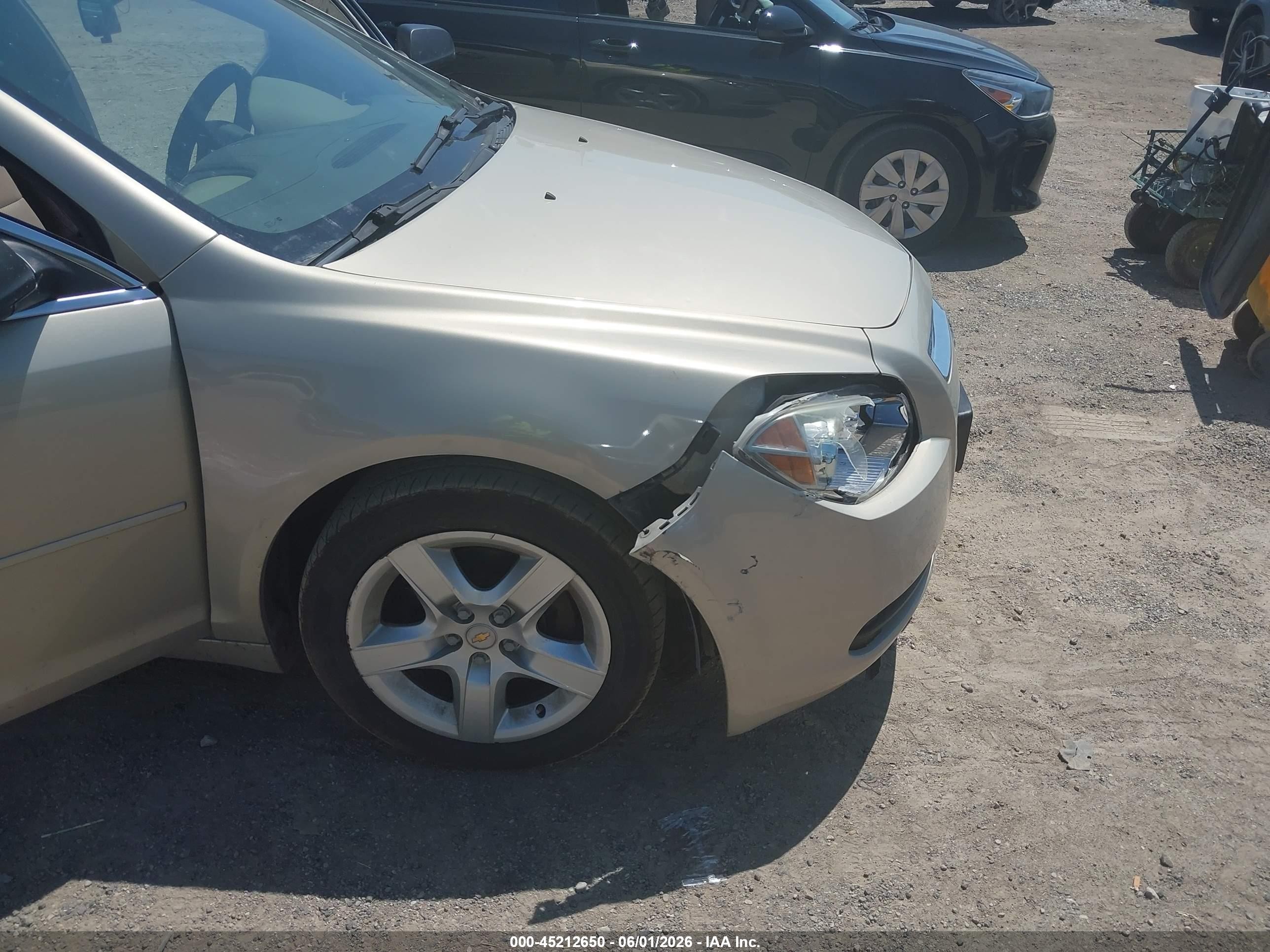 2012 Chevrolet Malibu Ls Gold vin: 1G1ZB5E04CF156527