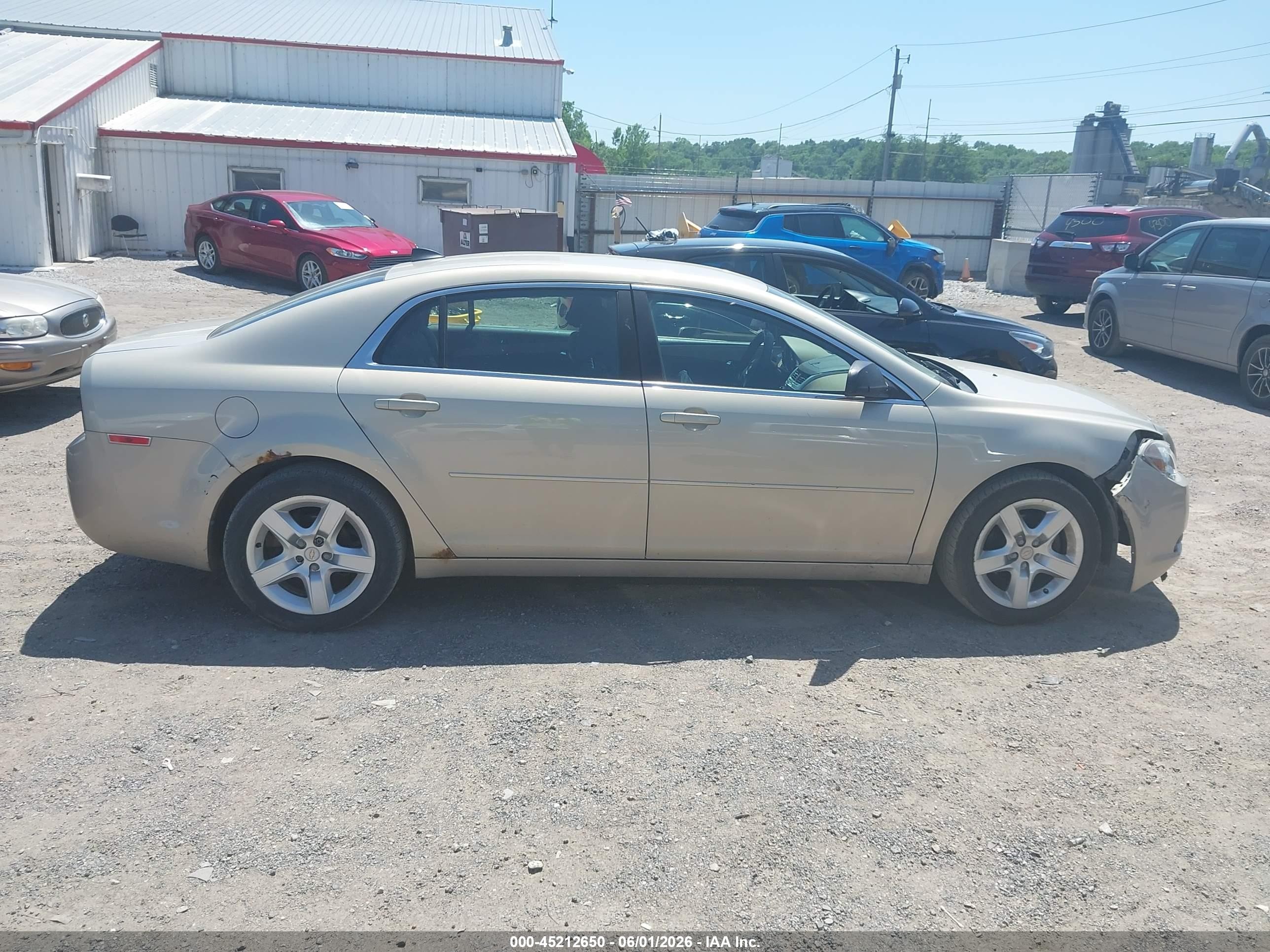 2012 Chevrolet Malibu Ls Gold vin: 1G1ZB5E04CF156527