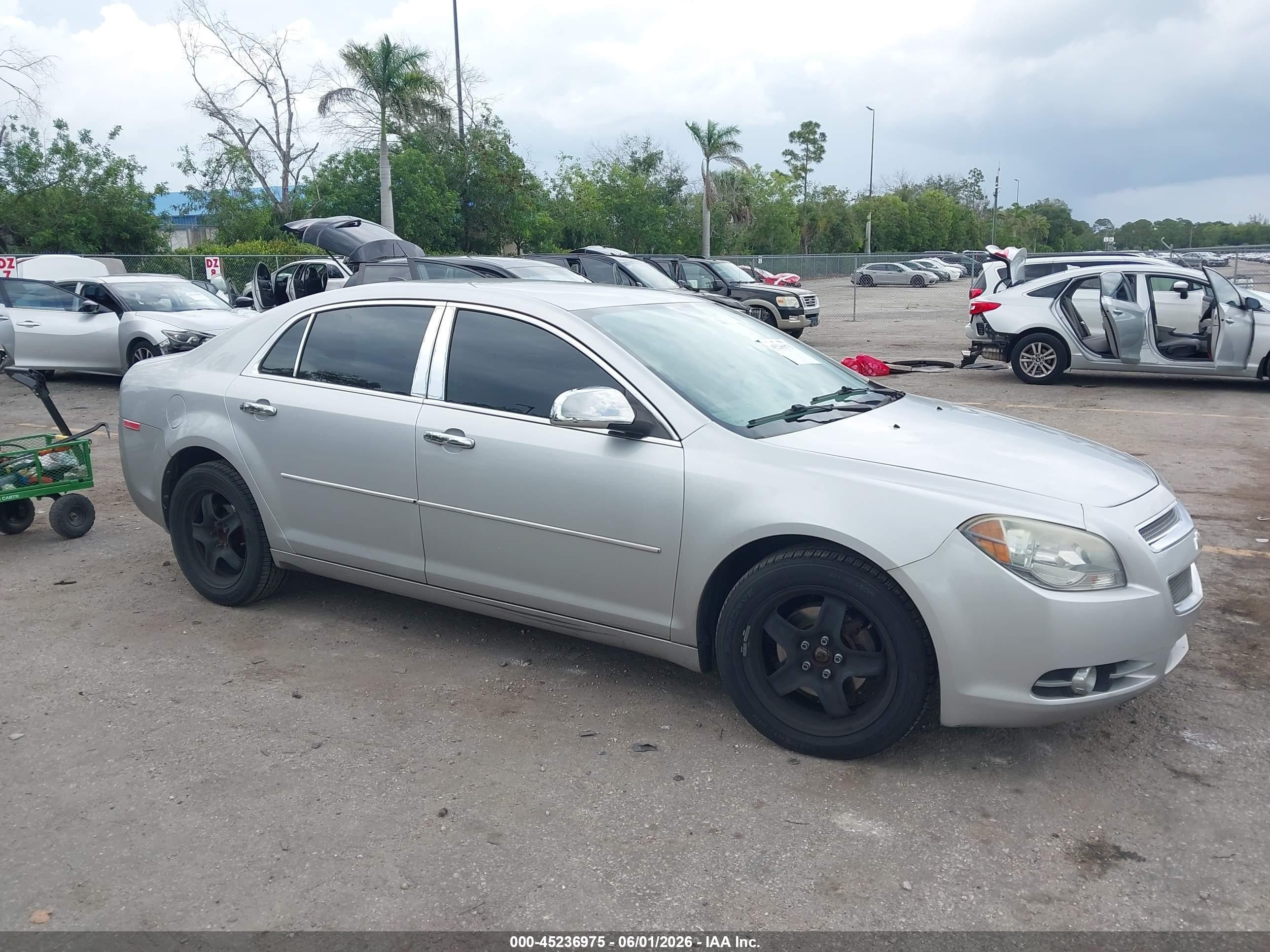 2012 Chevrolet Malibu Ls Silver vin: 1G1ZB5E04CF168337