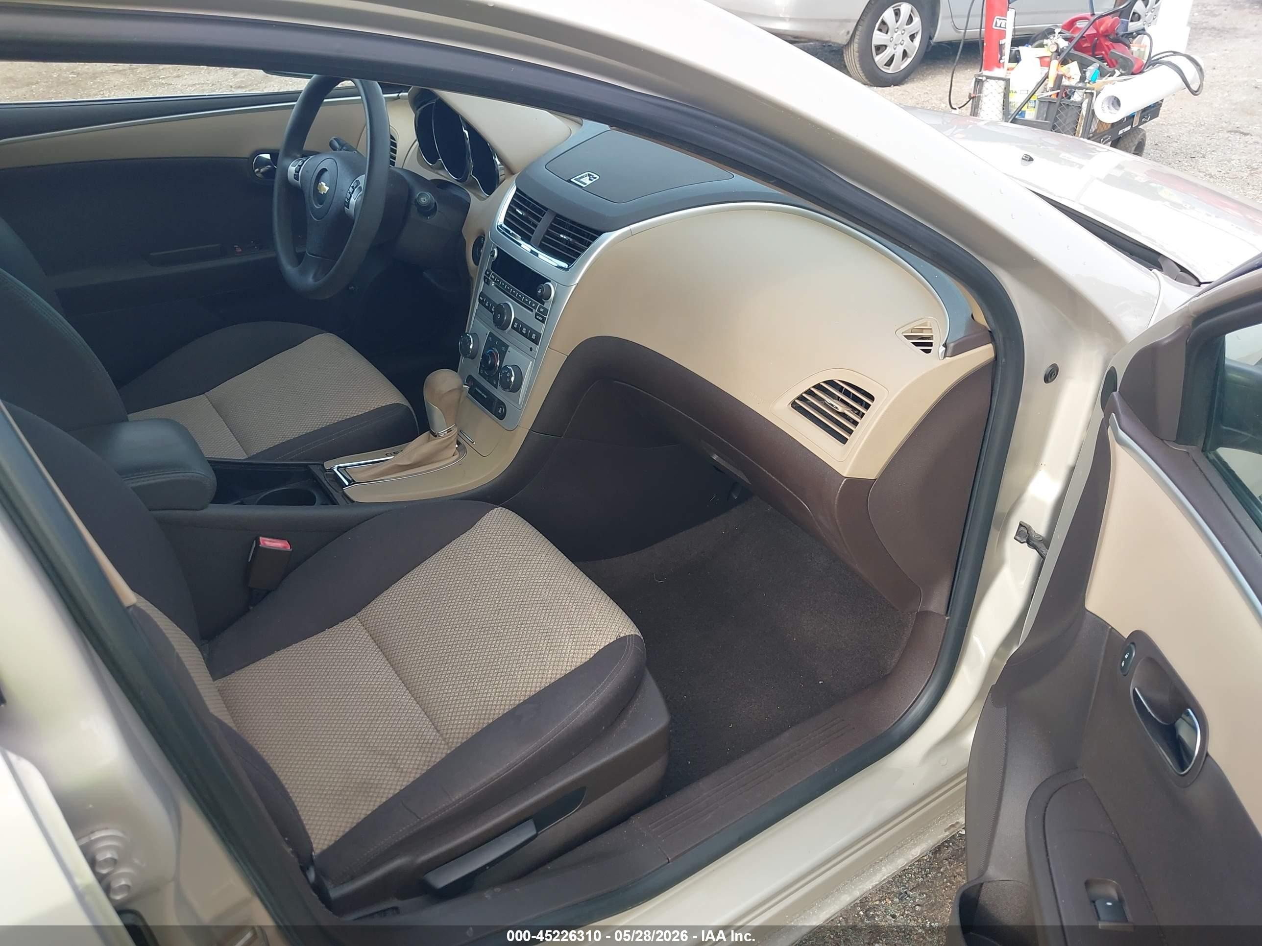 2012 Chevrolet Malibu Ls Beige vin: 1G1ZB5E04CF177281