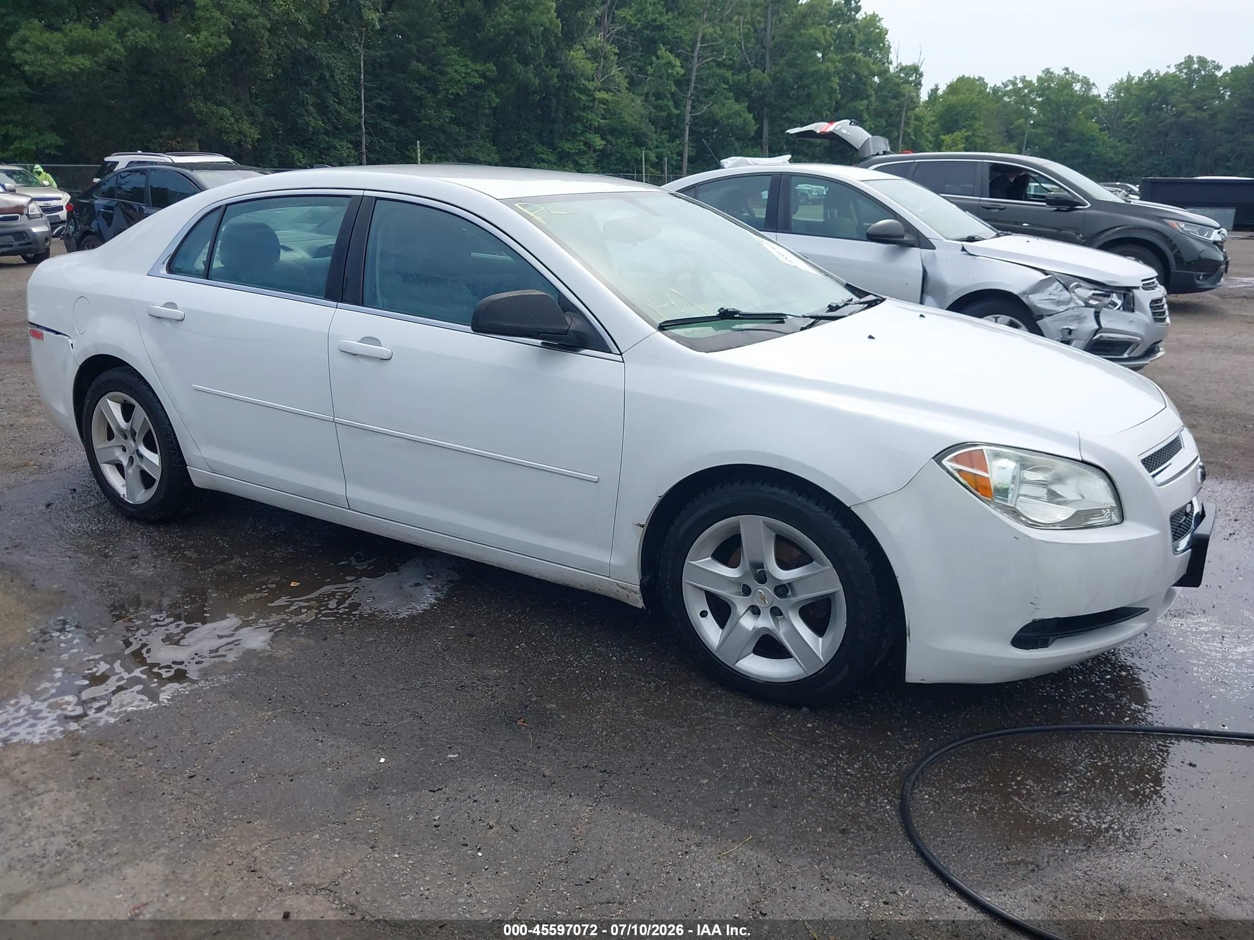 2012 Chevrolet Malibu Ls White vin: 1G1ZB5E05CF177662
