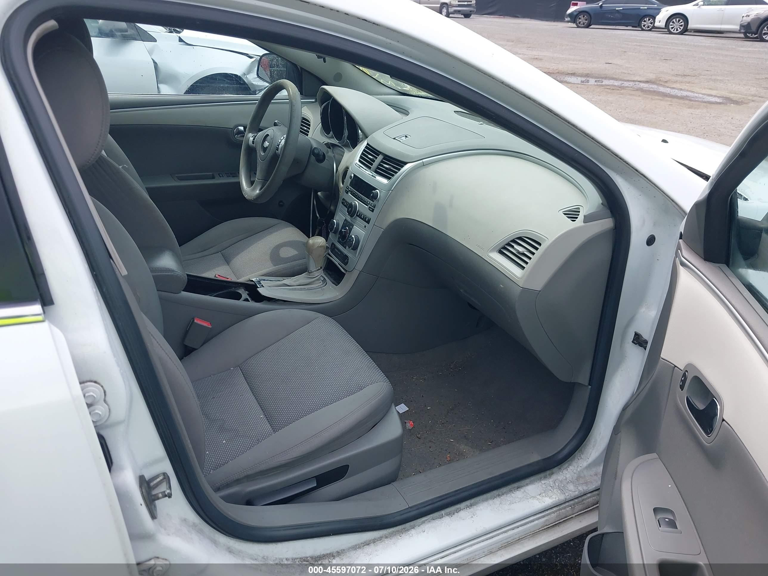 2012 Chevrolet Malibu Ls White vin: 1G1ZB5E05CF177662