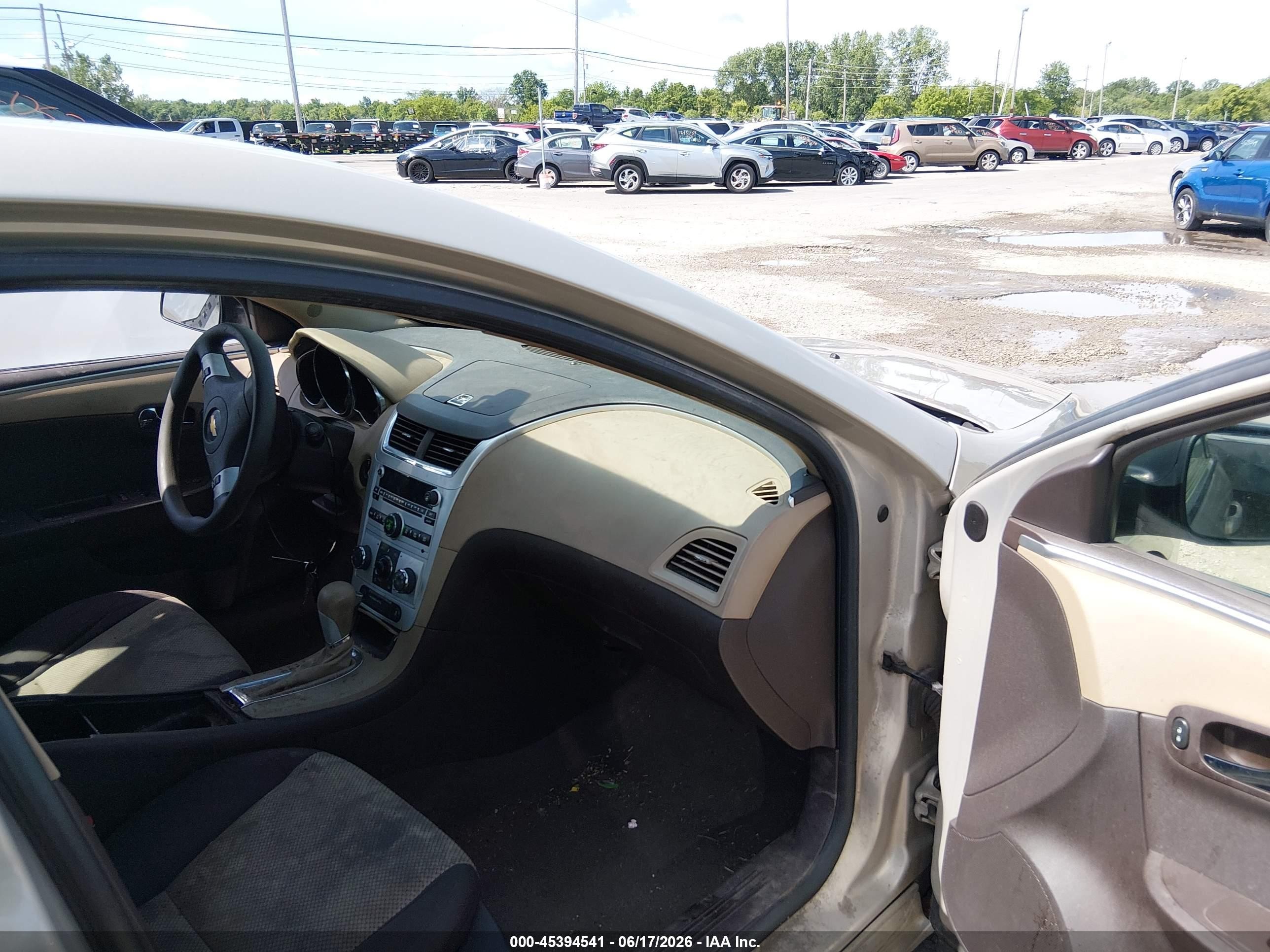 2012 Chevrolet Malibu Ls Tan vin: 1G1ZB5E05CF208120