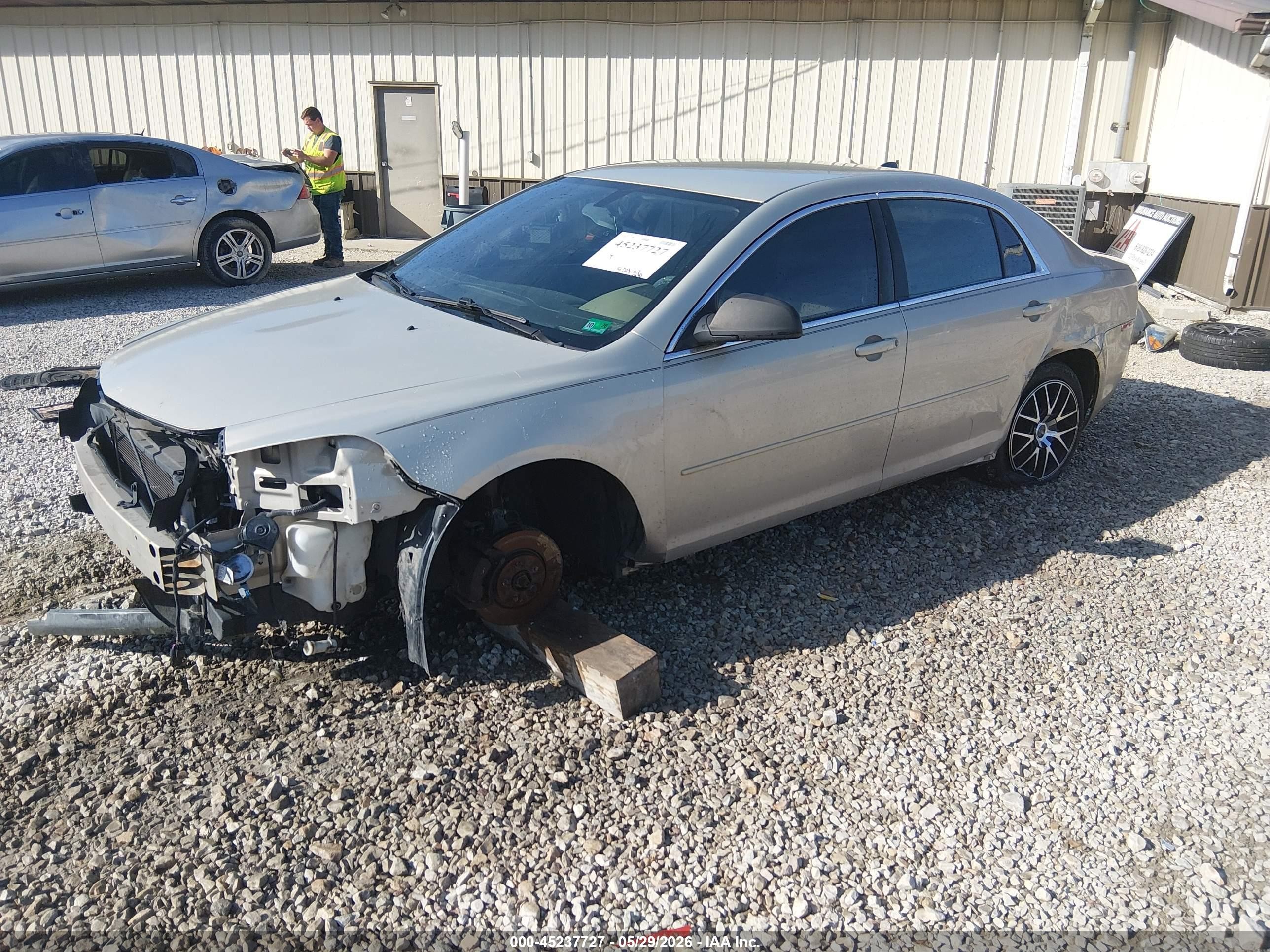 2012 Chevrolet Malibu Ls Champagne vin: 1G1ZB5E06CF189559