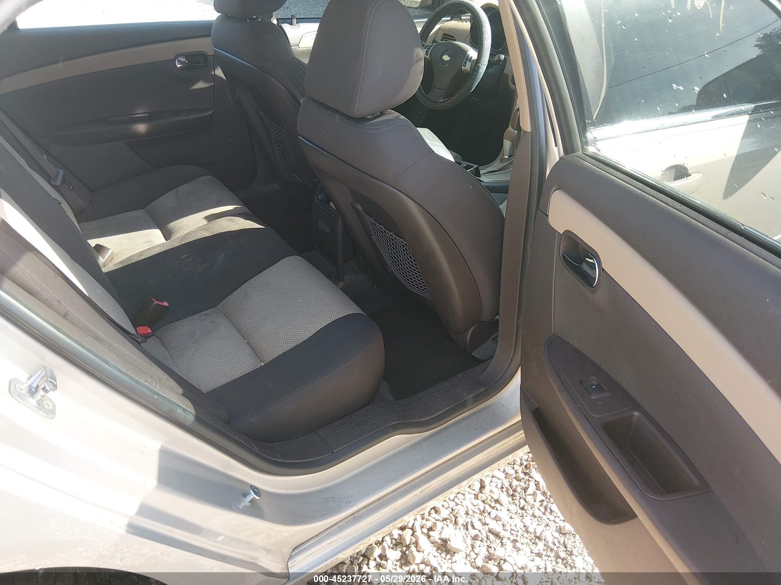 2012 Chevrolet Malibu Ls Champagne vin: 1G1ZB5E06CF189559