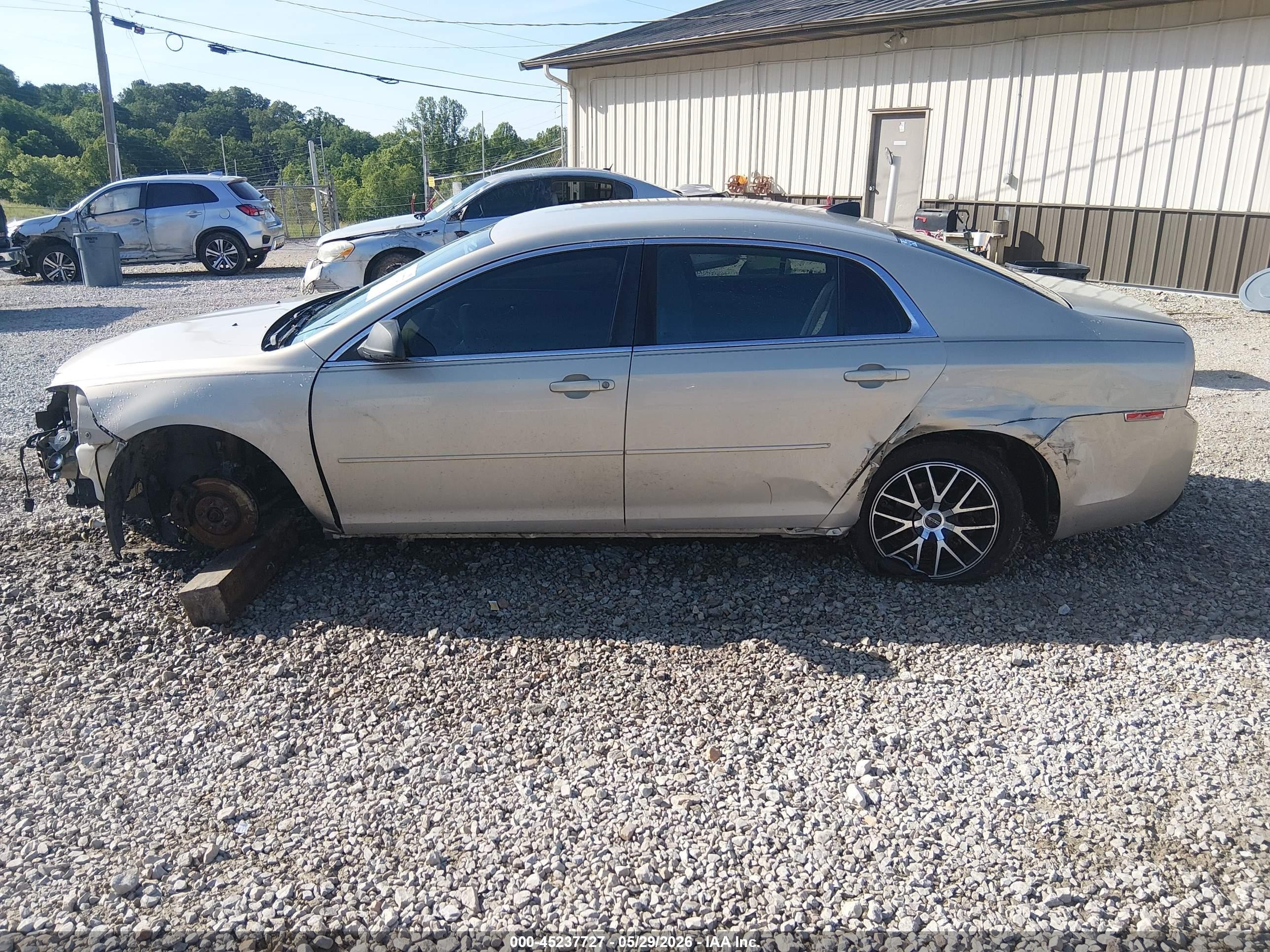 2012 Chevrolet Malibu Ls Champagne vin: 1G1ZB5E06CF189559