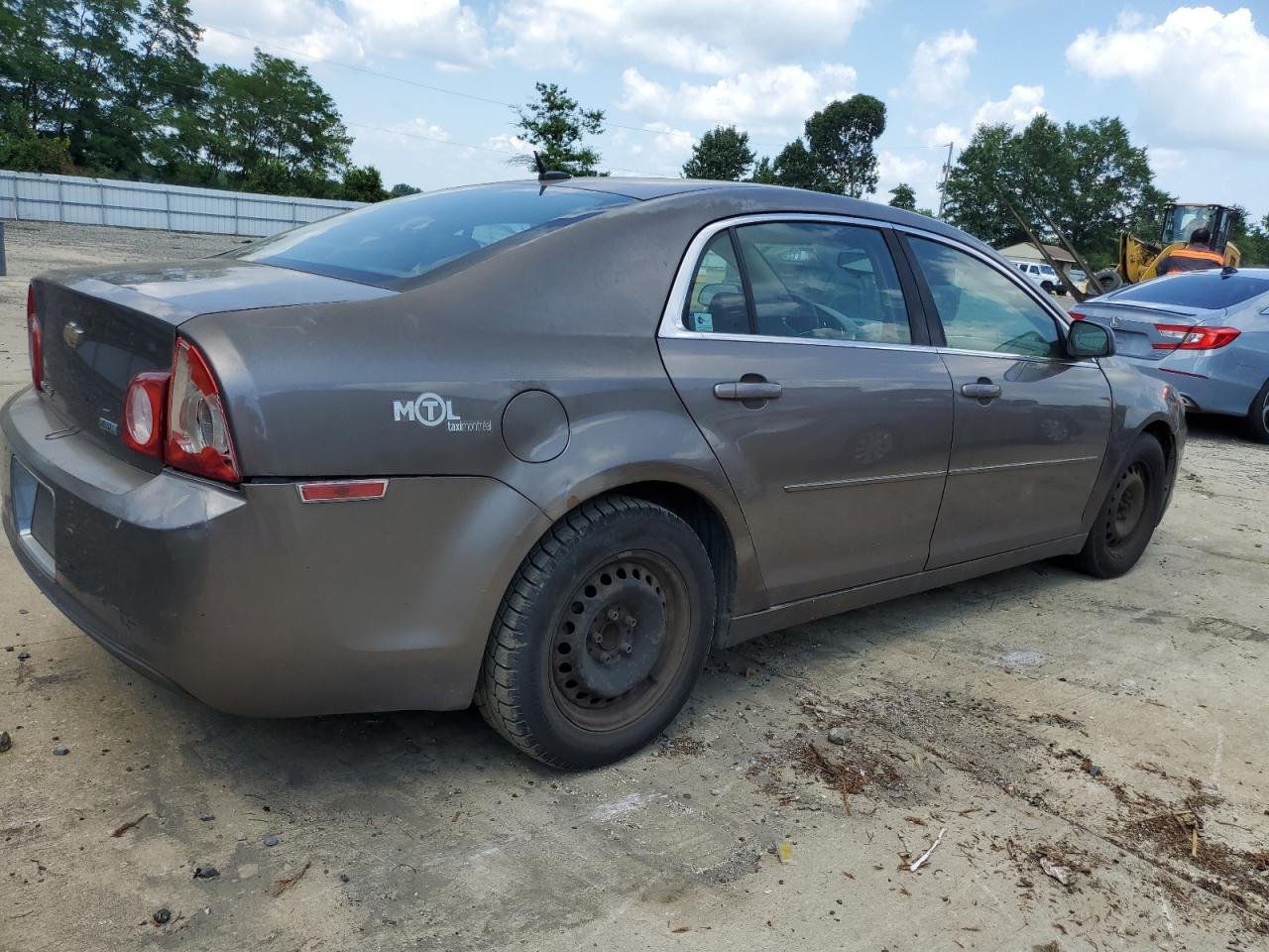 2010 Chevrolet Malibu Ls Gray vin: 1G1ZB5E07AF251676