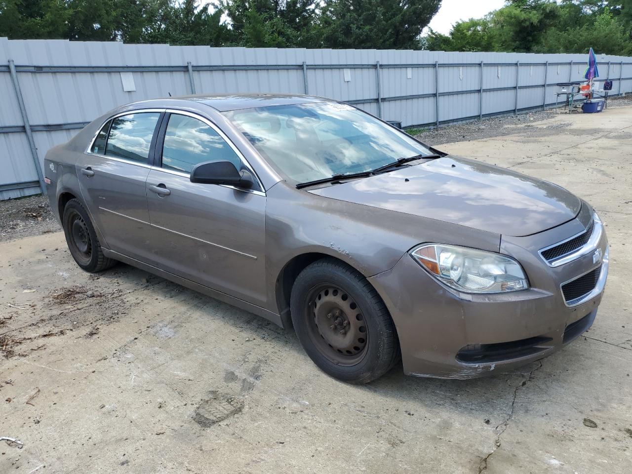 2010 Chevrolet Malibu Ls Gray vin: 1G1ZB5E07AF251676