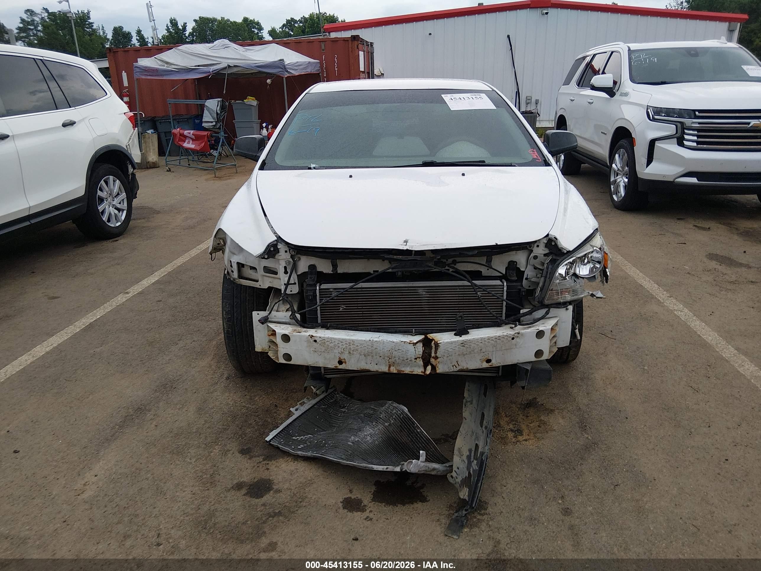 2012 Chevrolet Malibu Ls White vin: 1G1ZB5E07CF192101
