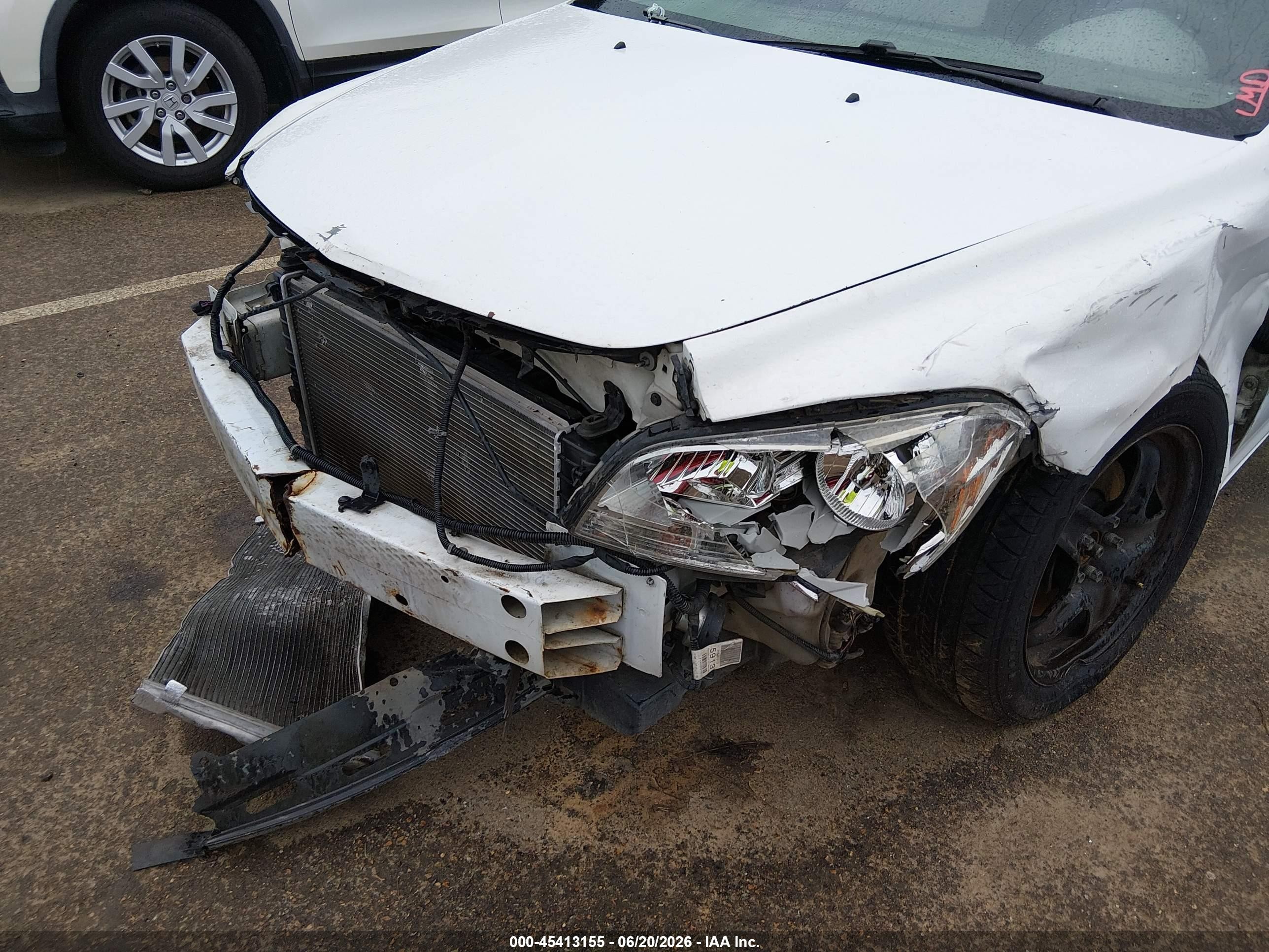 2012 Chevrolet Malibu Ls White vin: 1G1ZB5E07CF192101