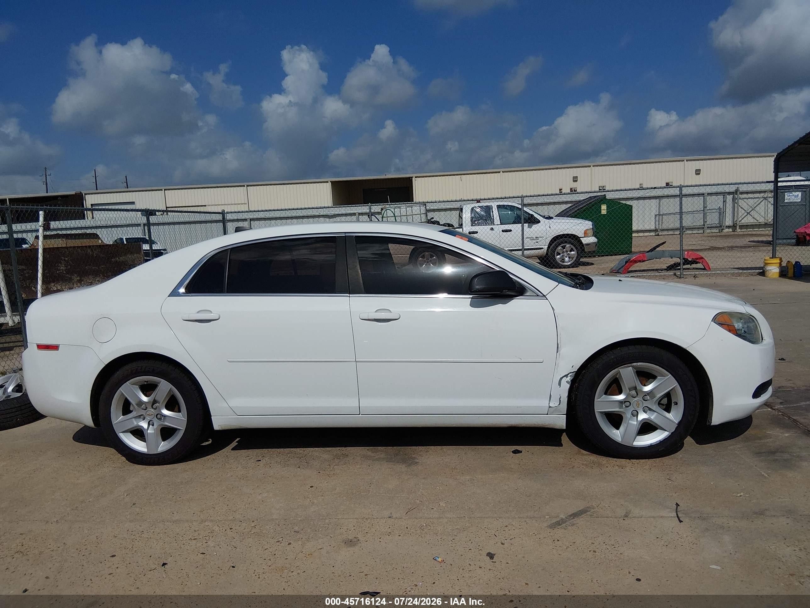 2012 Chevrolet Malibu Ls White vin: 1G1ZB5E07CF211908