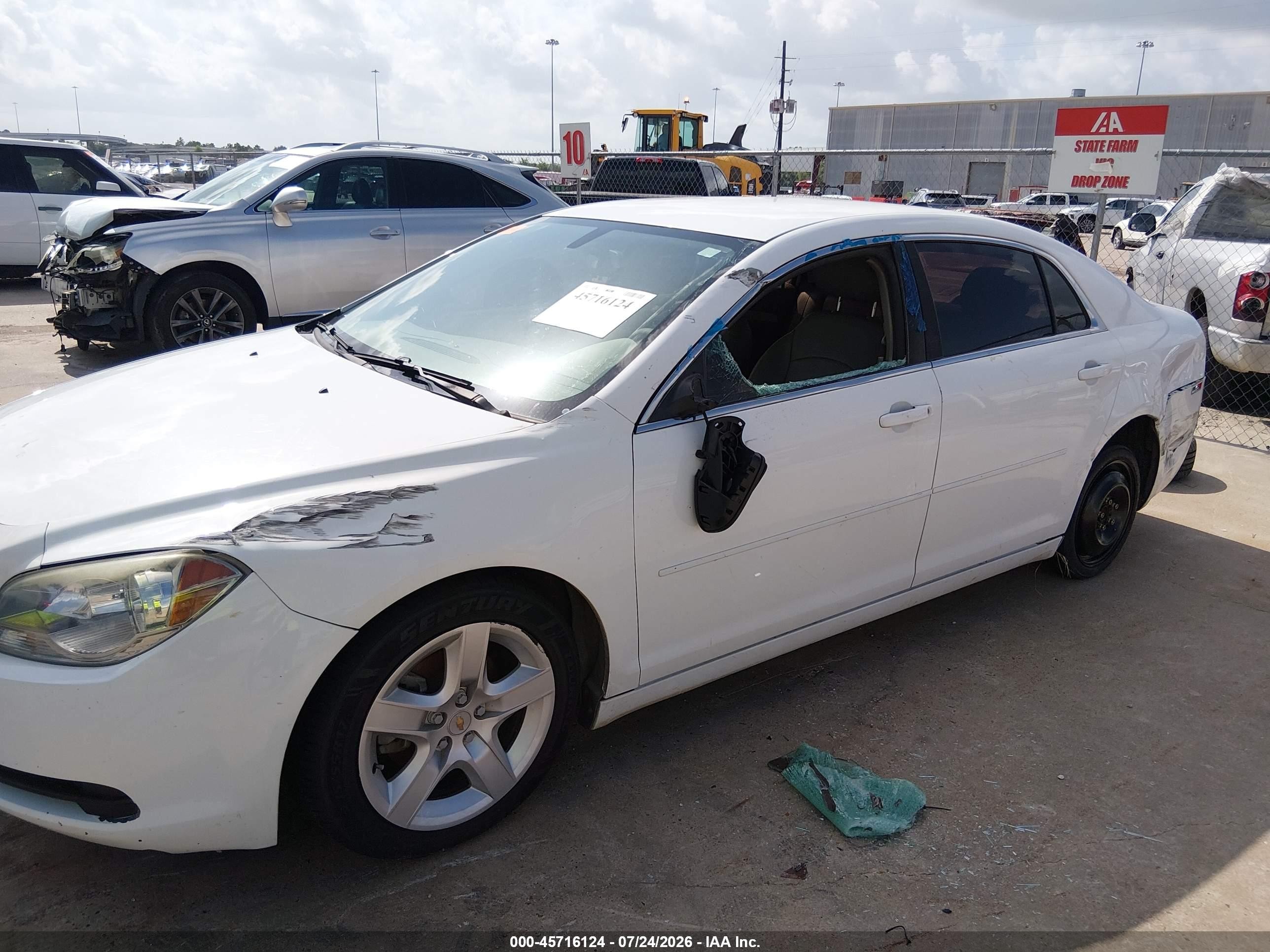 2012 Chevrolet Malibu Ls White vin: 1G1ZB5E07CF211908