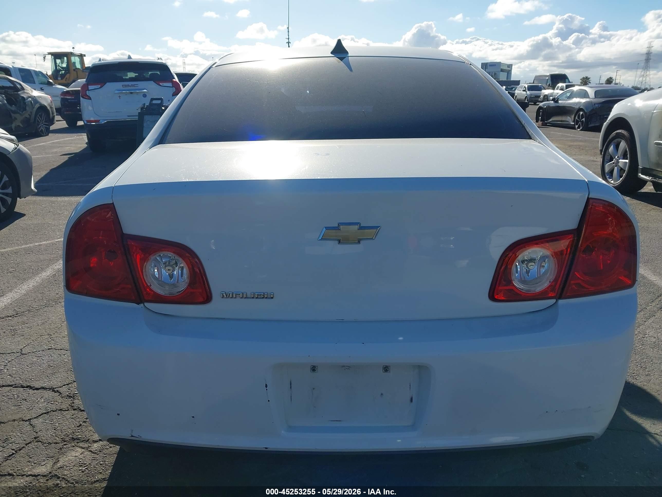 2012 Chevrolet Malibu Ls White vin: 1G1ZB5E07CF226912