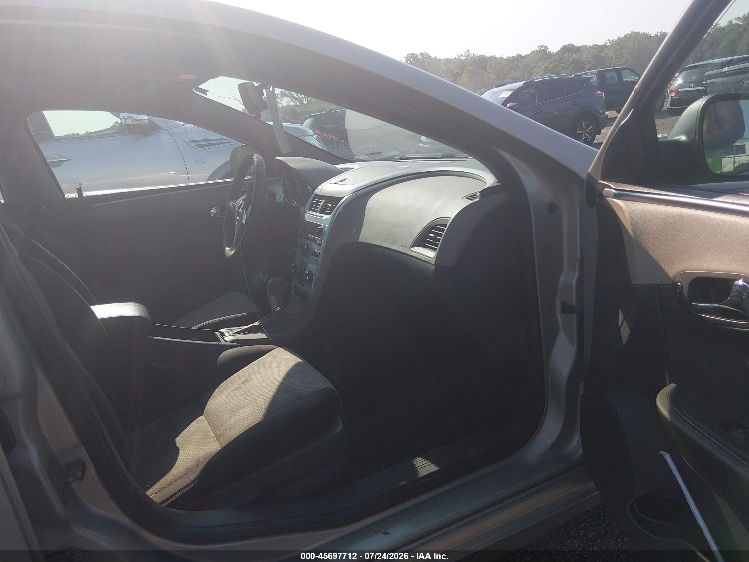 2012 Chevrolet Malibu Ls Gold vin: 1G1ZB5E07CF302709