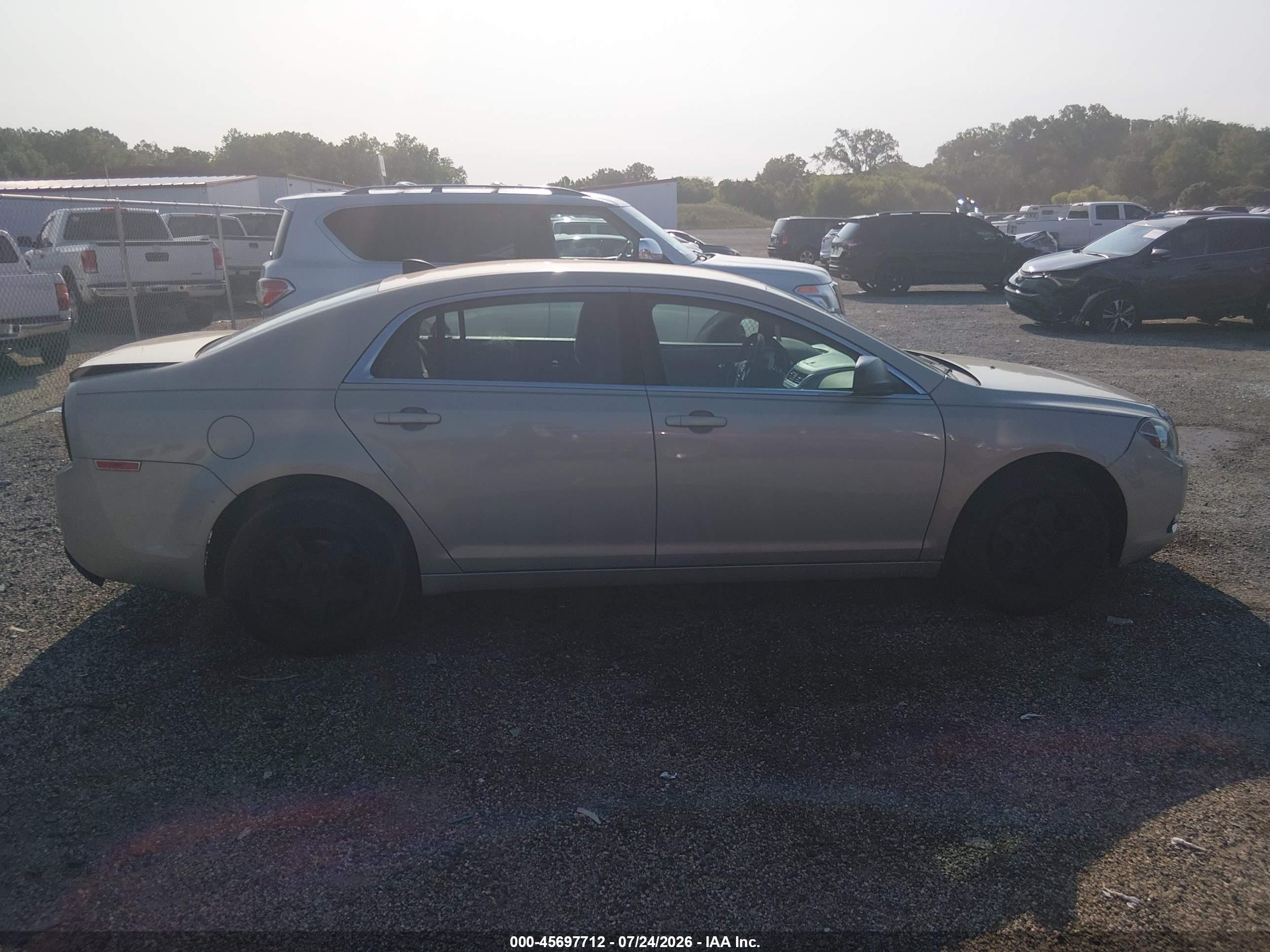 2012 Chevrolet Malibu Ls Gold vin: 1G1ZB5E07CF302709