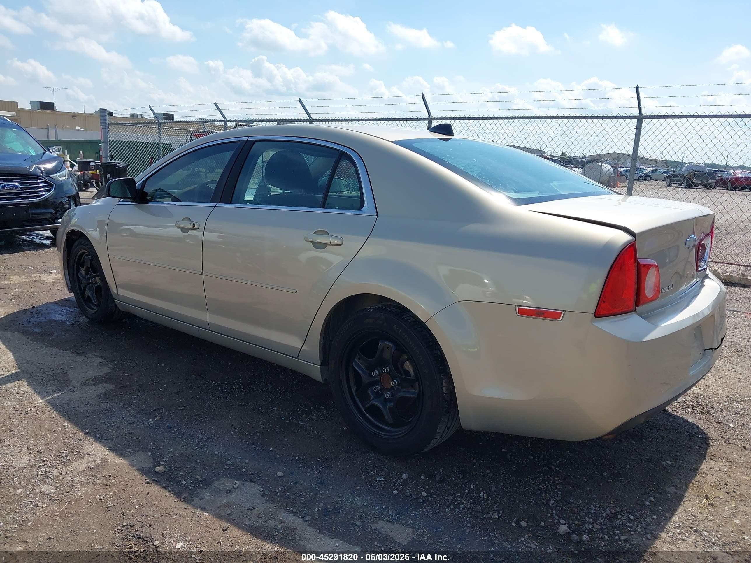 2012 Chevrolet Malibu Ls Gold vin: 1G1ZB5E08CF110103