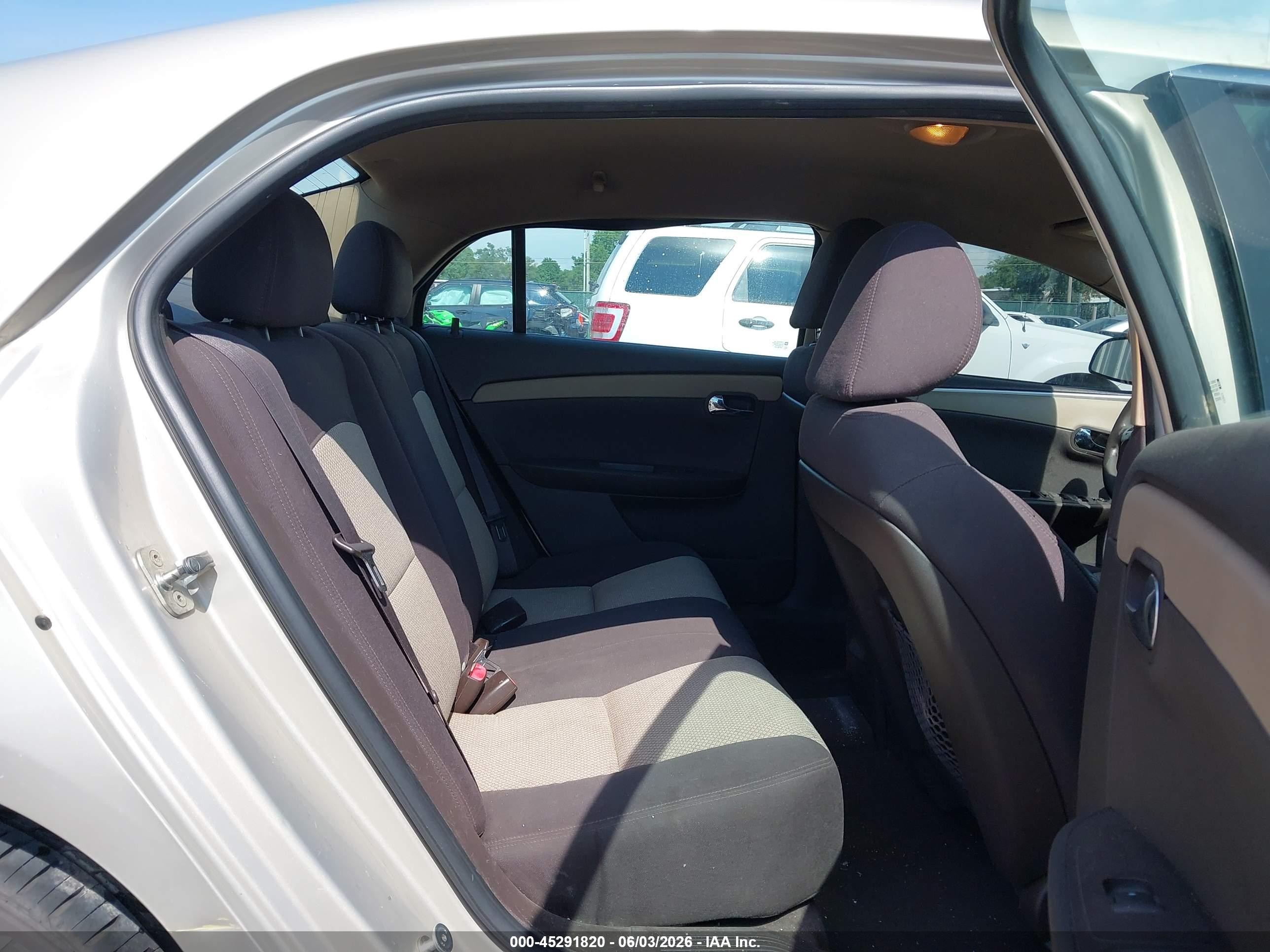 2012 Chevrolet Malibu Ls Gold vin: 1G1ZB5E08CF110103