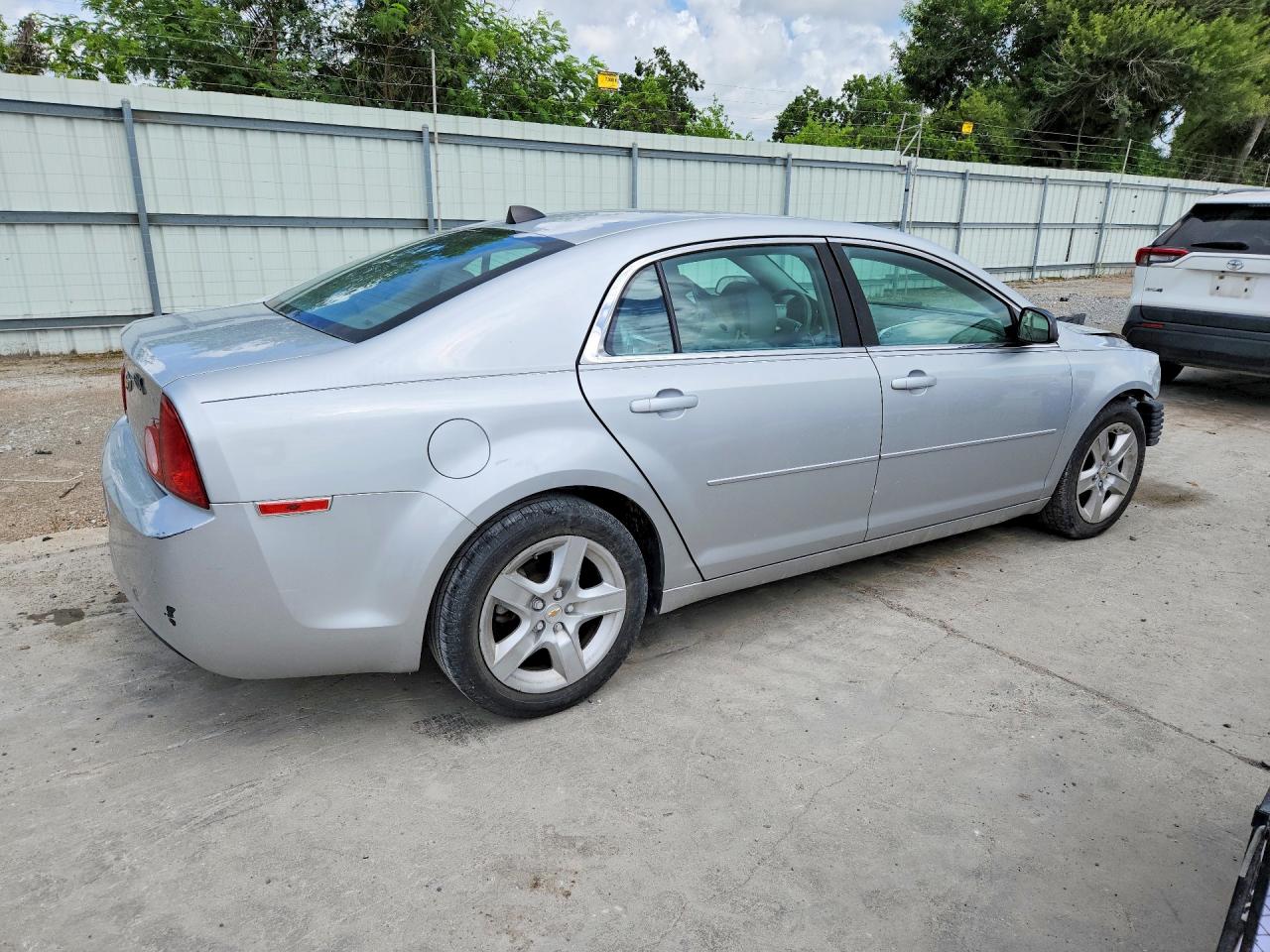 2012 Chevrolet Malibu Ls Silver vin: 1G1ZB5E08CF170009