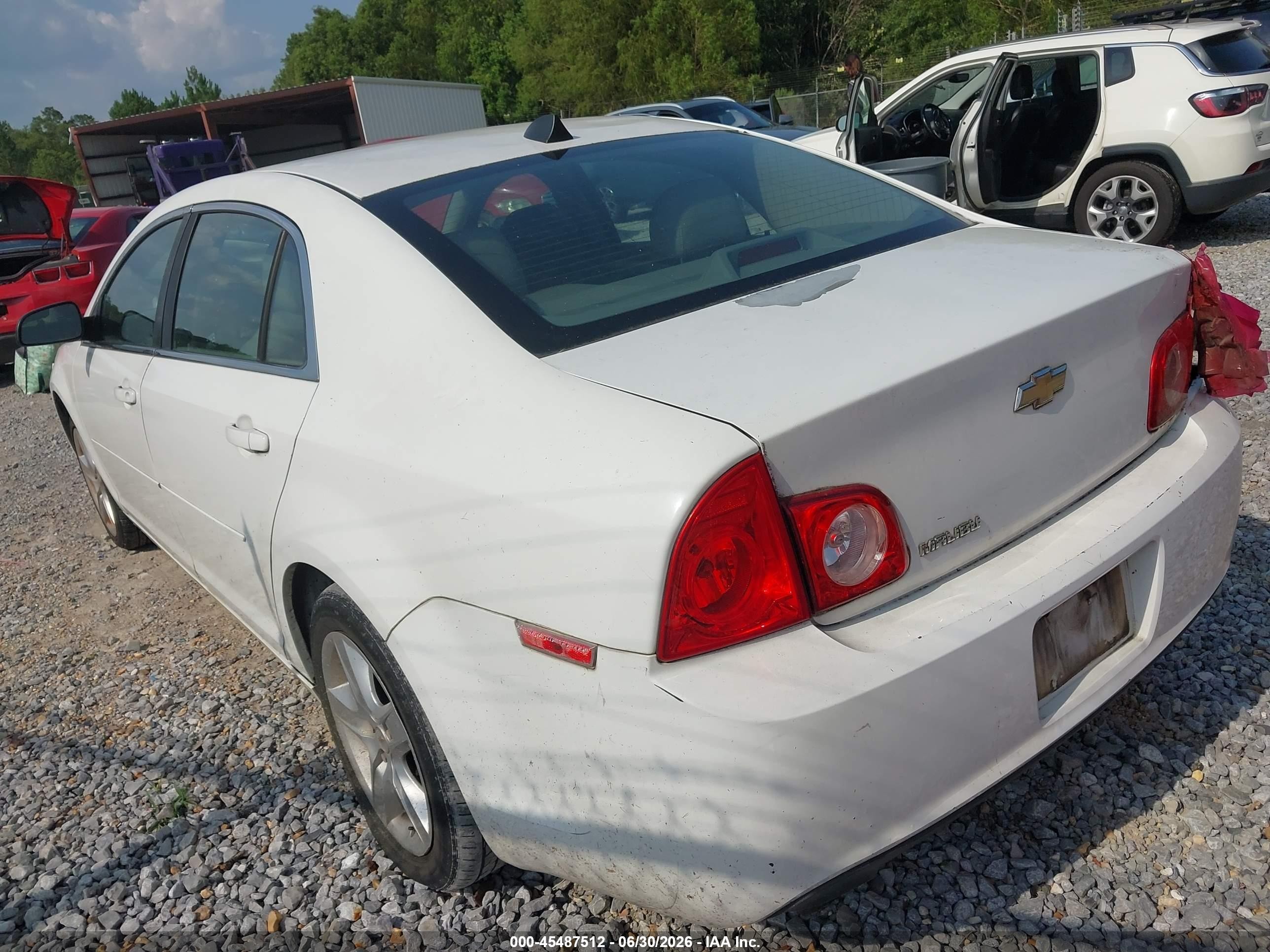 2012 Chevrolet Malibu Ls White vin: 1G1ZB5E09CF112698