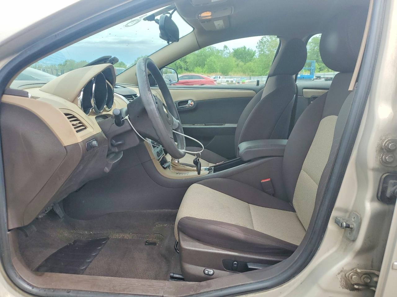 2011 Chevrolet Malibu Ls Beige vin: 1G1ZB5E10BF168939
