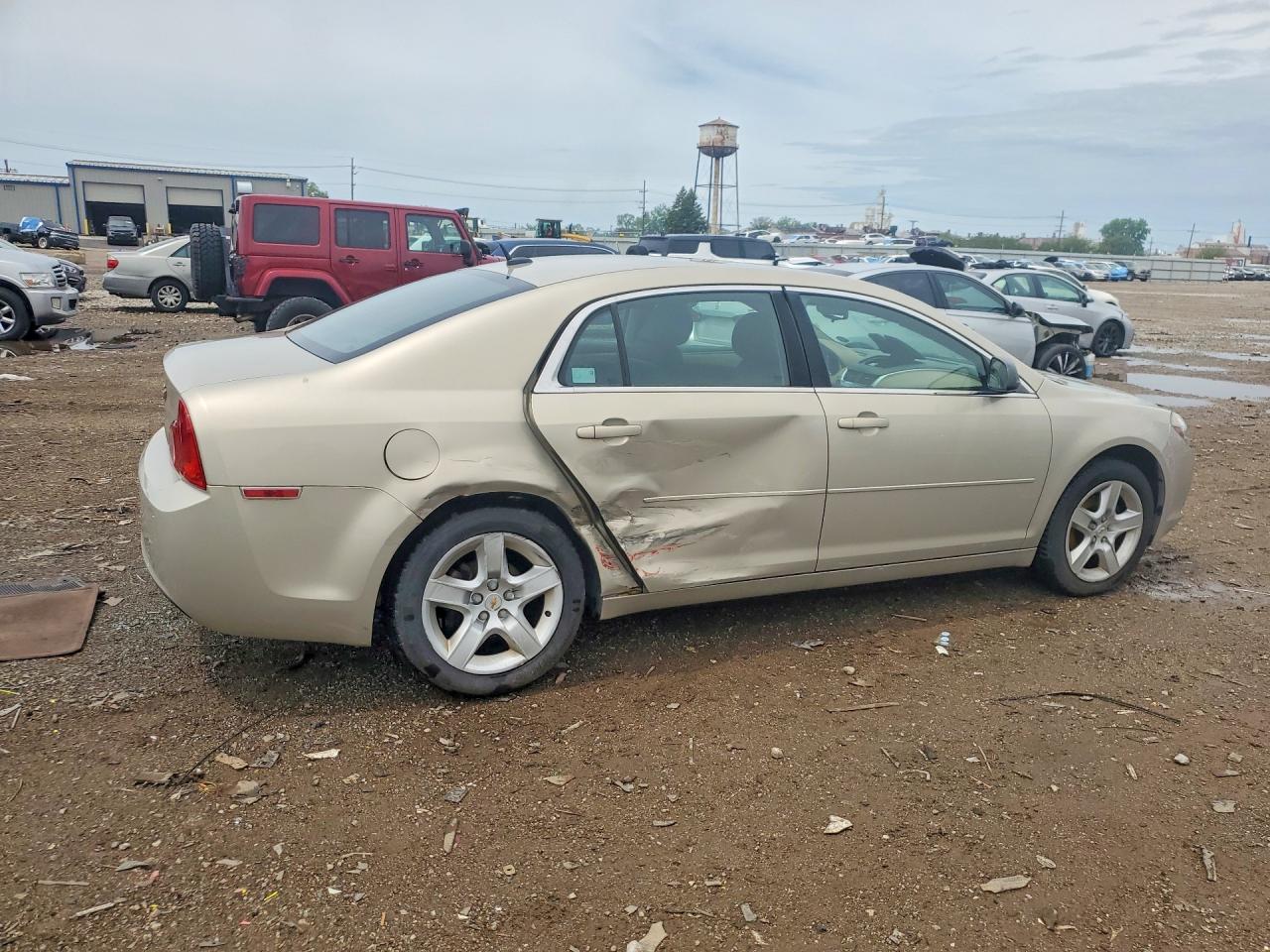 2011 Chevrolet Malibu Ls Beige vin: 1G1ZB5E10BF168939