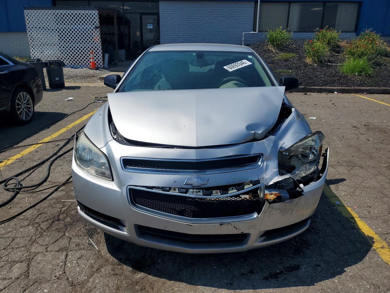 2011 Chevrolet Malibu Ls Silver vin: 1G1ZB5E11BF268662
