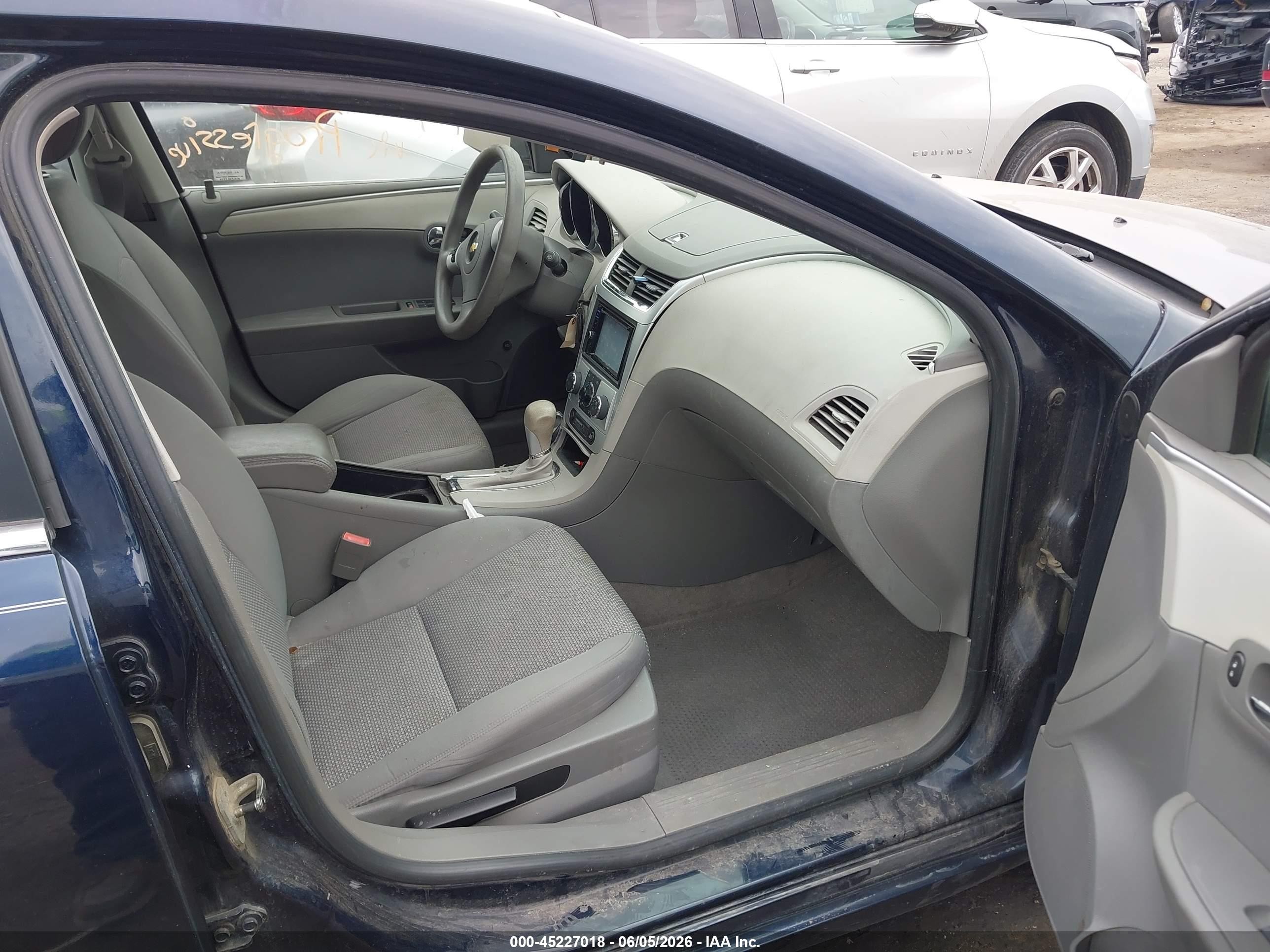 2011 Chevrolet Malibu Ls Blue vin: 1G1ZB5E12BF258285