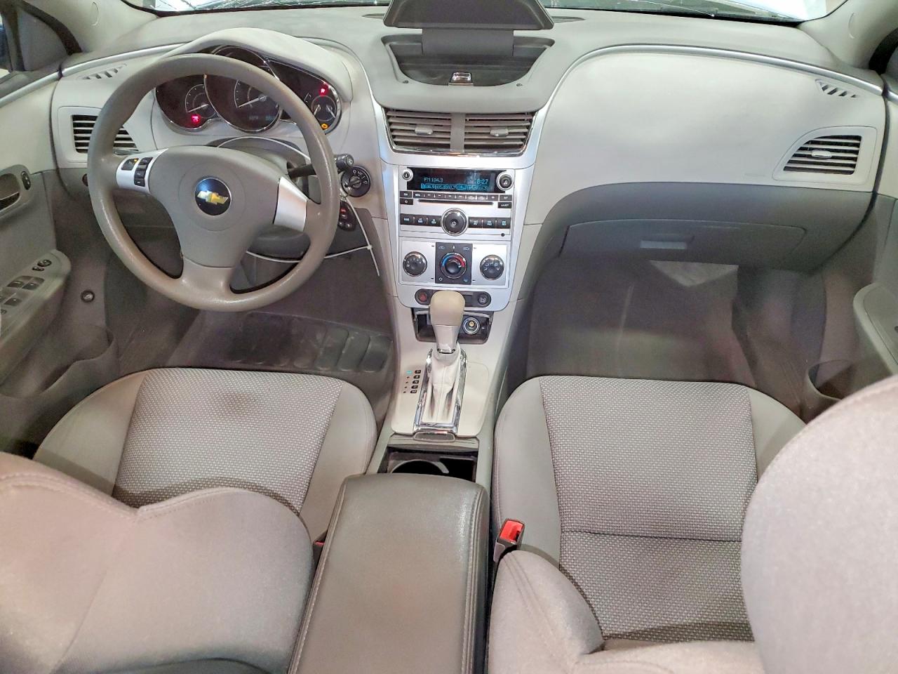 2011 Chevrolet Malibu Ls Silver vin: 1G1ZB5E13BF213601