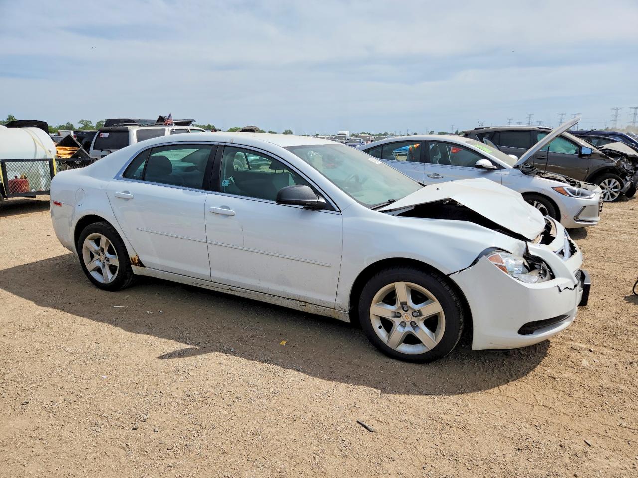 2011 Chevrolet Malibu Ls White vin: 1G1ZB5E13BF243620