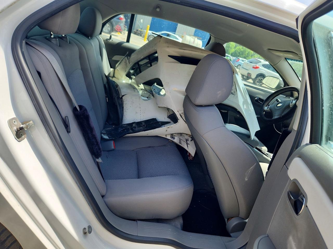 2011 Chevrolet Malibu Ls White vin: 1G1ZB5E14BF322536