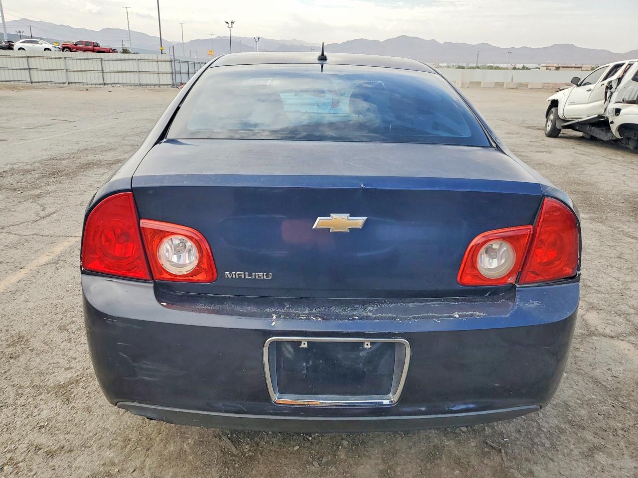 2011 Chevrolet Malibu Ls Синий vin: 1G1ZB5E16BF388327