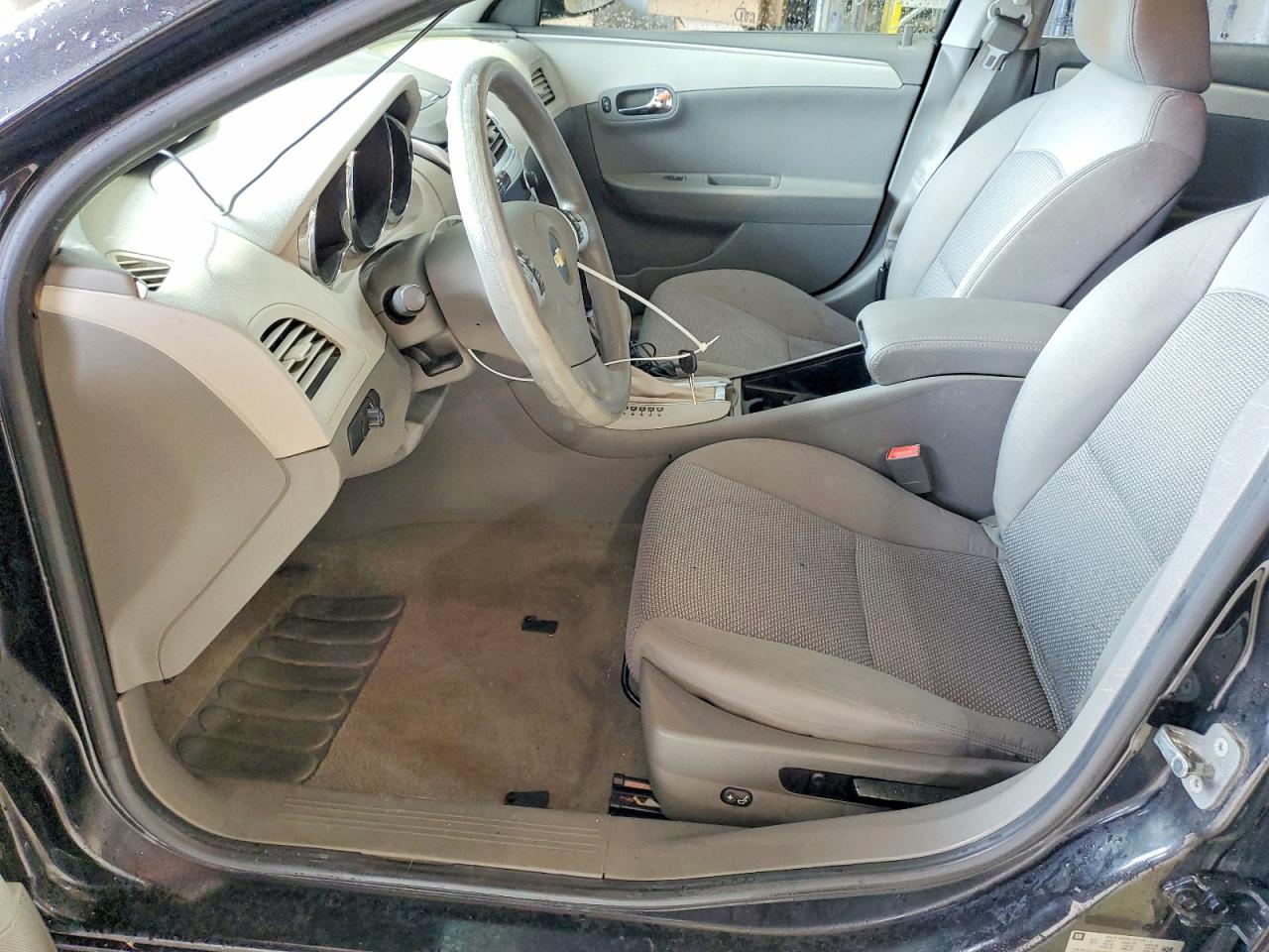 2011 Chevrolet Malibu Ls Black vin: 1G1ZB5E16BF398971