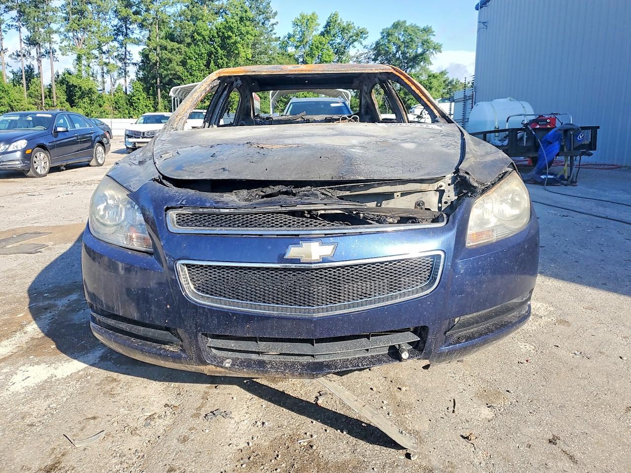 2011 Chevrolet Malibu Ls Burn vin: 1G1ZB5E17BF329528