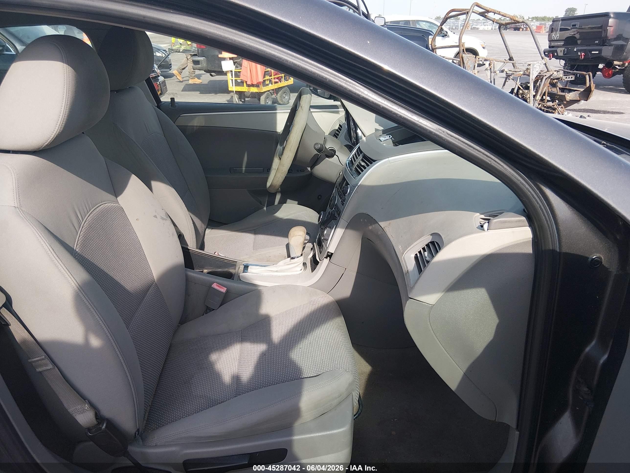 2011 Chevrolet Malibu Ls Gray vin: 1G1ZB5E18BF119570