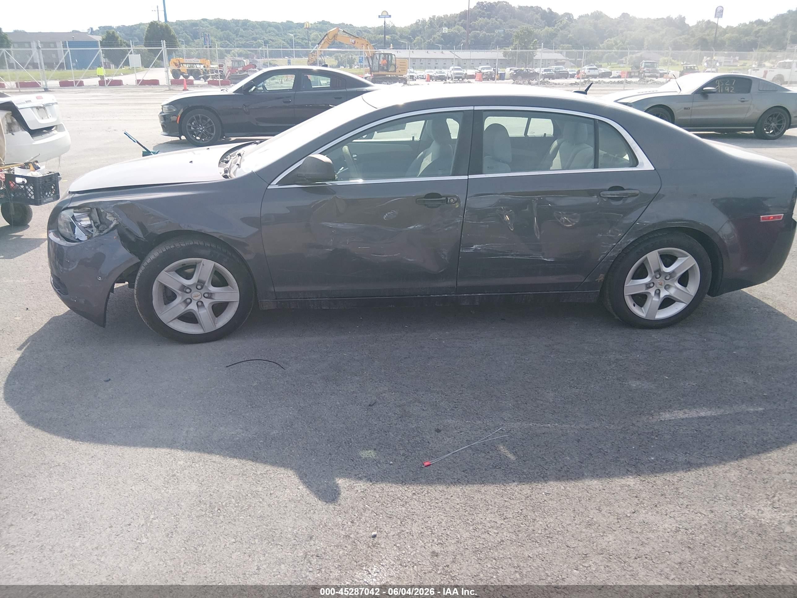 2011 Chevrolet Malibu Ls Gray vin: 1G1ZB5E18BF119570