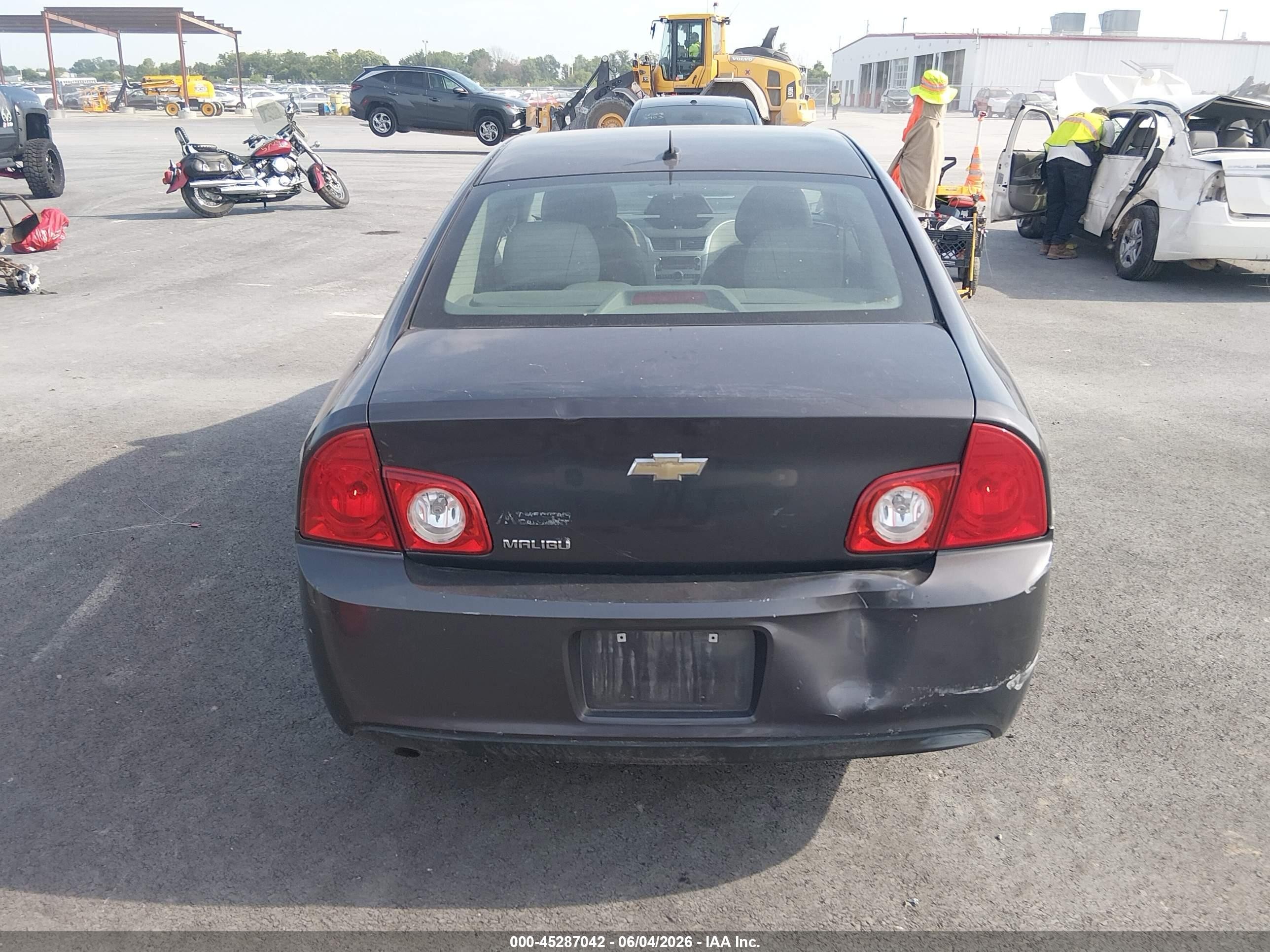 2011 Chevrolet Malibu Ls Gray vin: 1G1ZB5E18BF119570