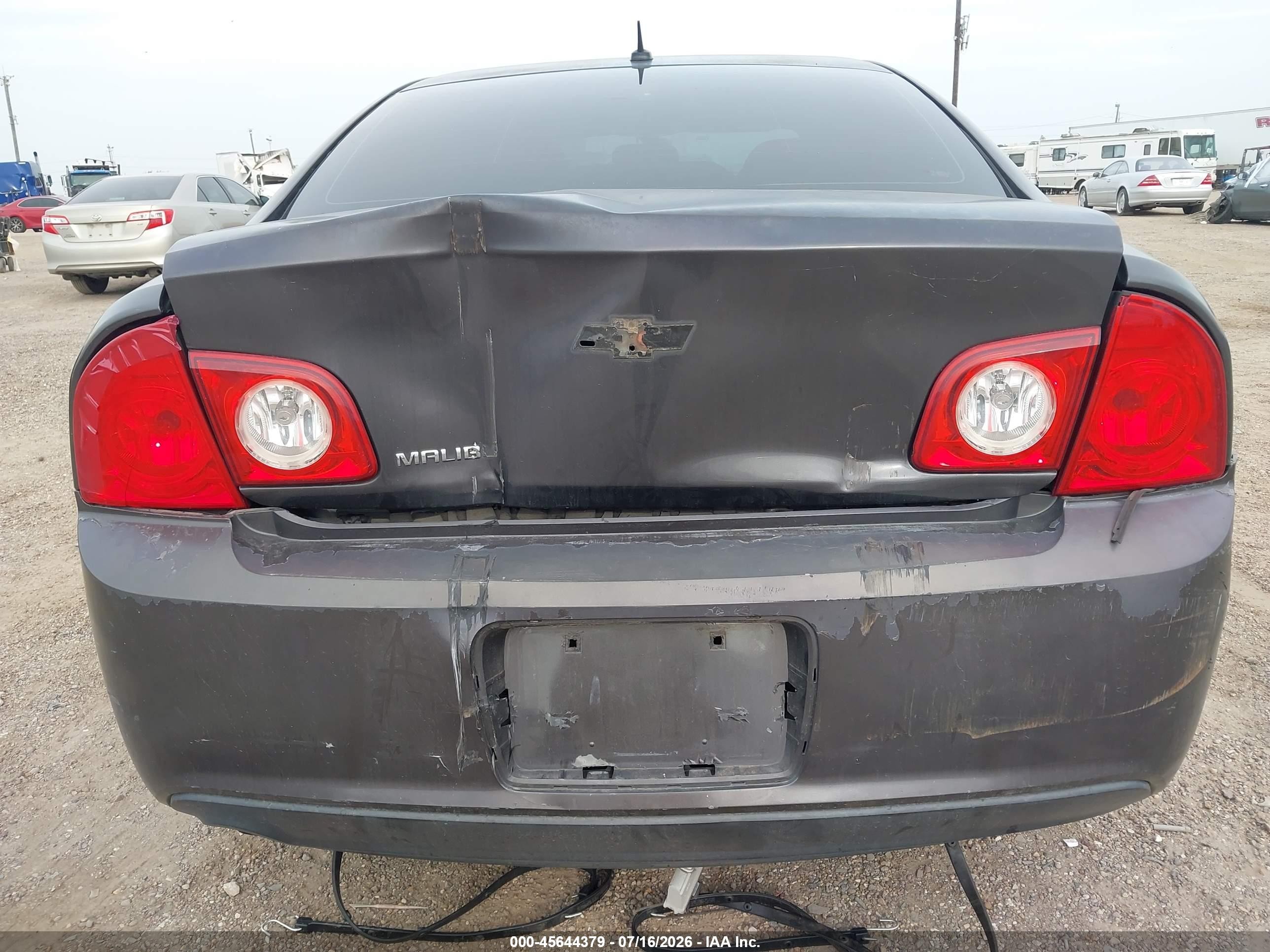 2011 Chevrolet Malibu Ls Серый vin: 1G1ZB5E18BF149779